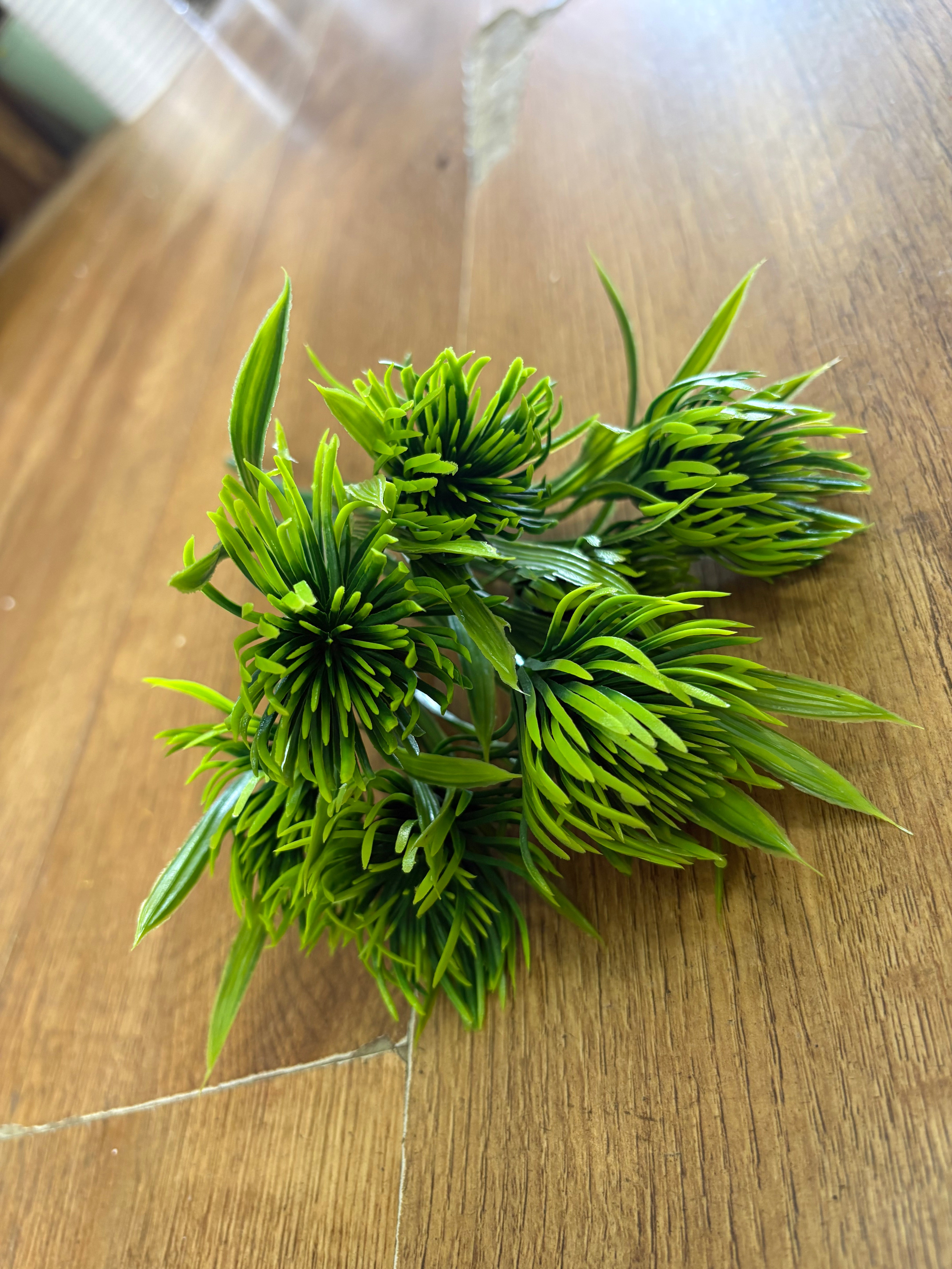 Plastic allium bunch - 3 colours available