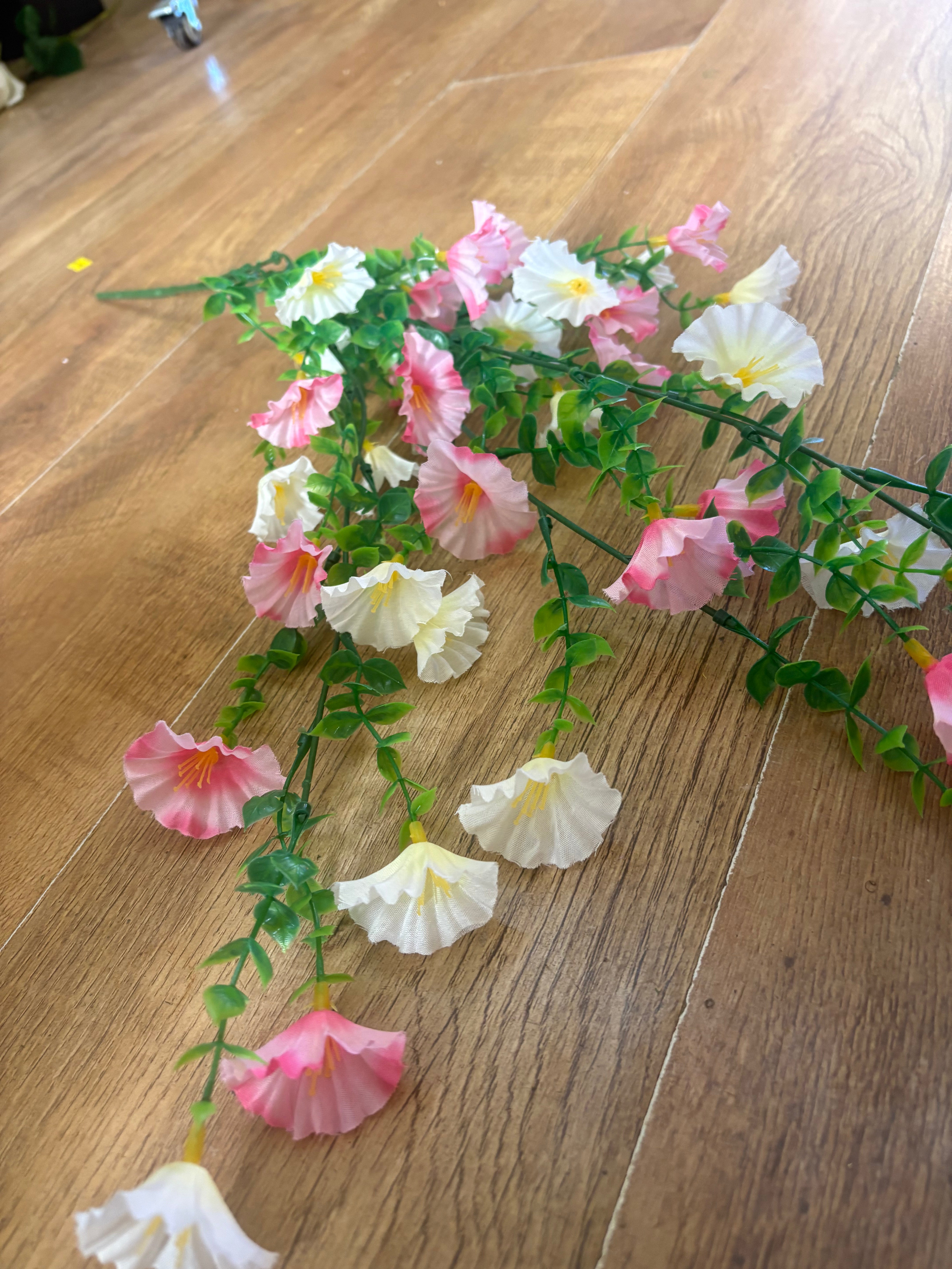 Pink and white petunia trailer