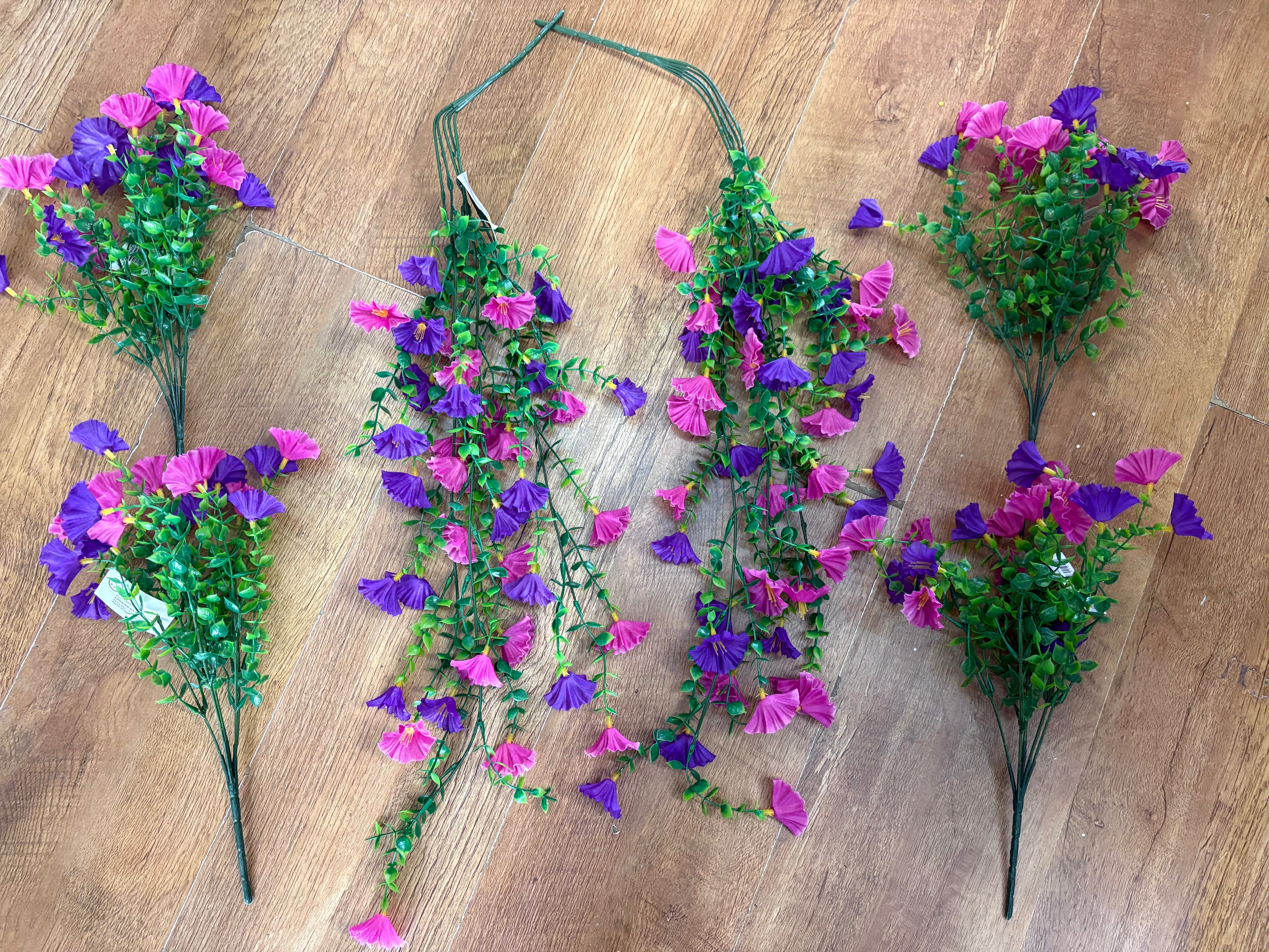 Hanging basket bundle - 2 trailers, 4 bunches - purple and raspberry