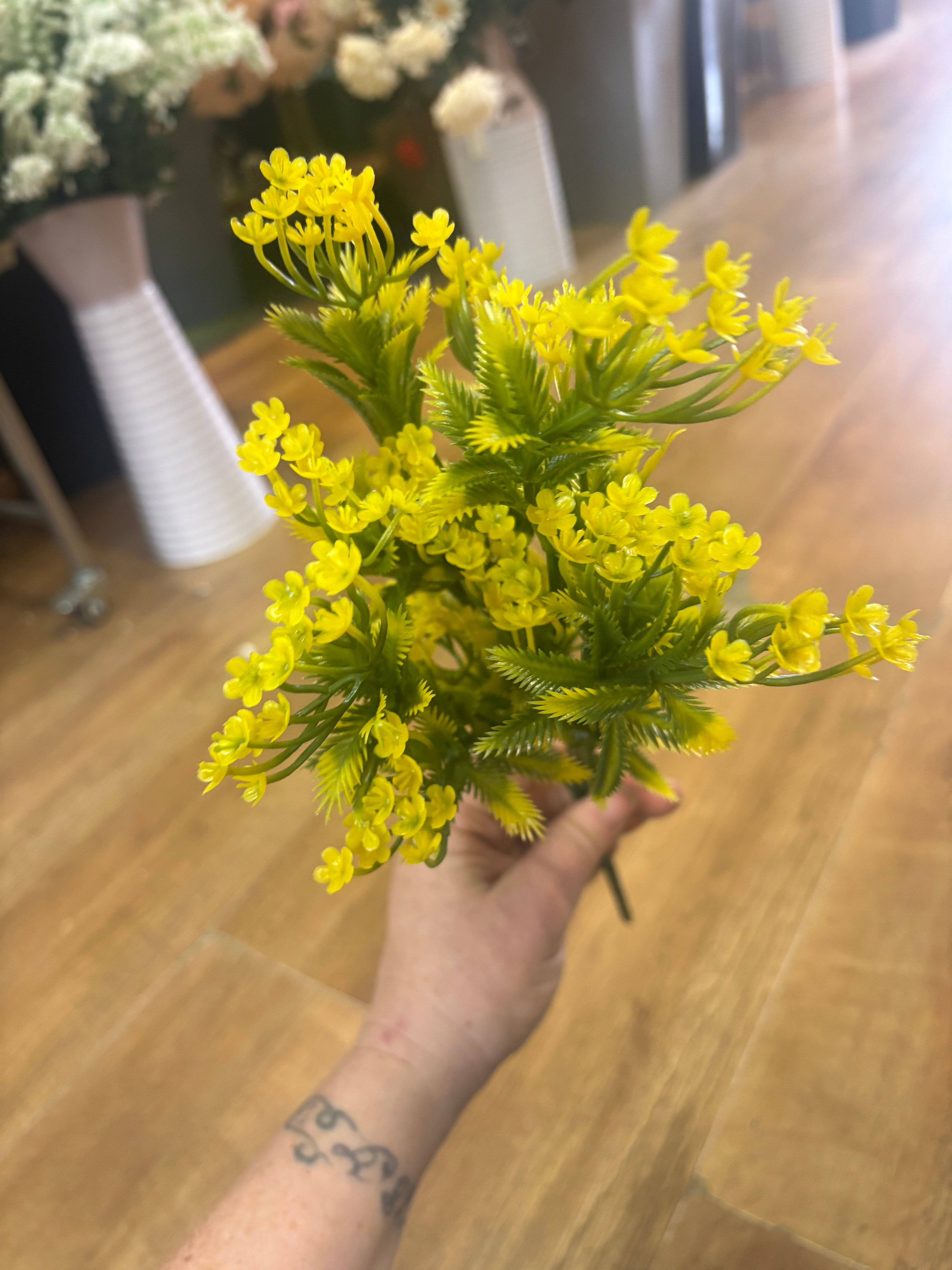 Plastic blossom bunch - 5 colours available