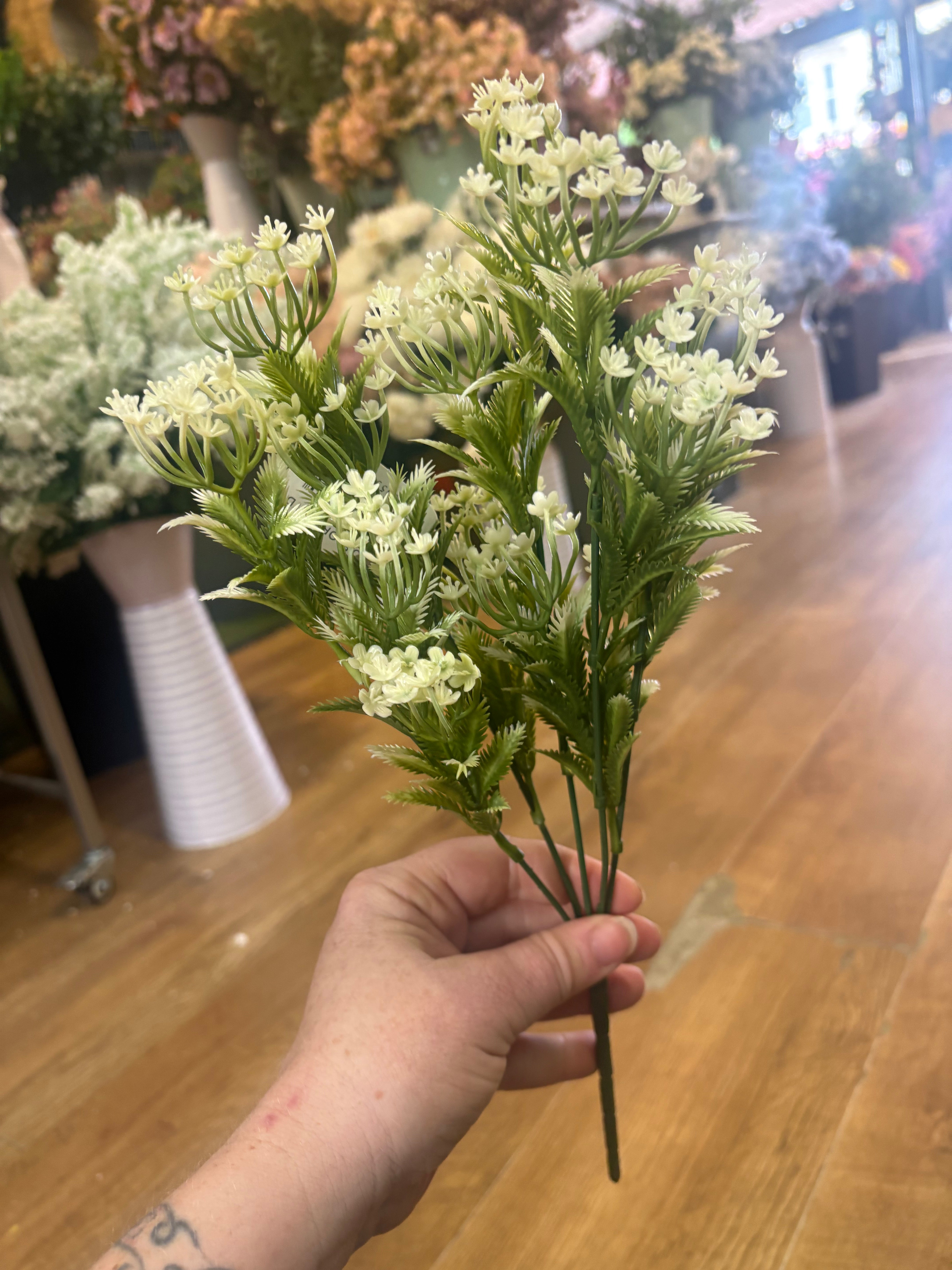 Plastic blossom bunch - 5 colours available