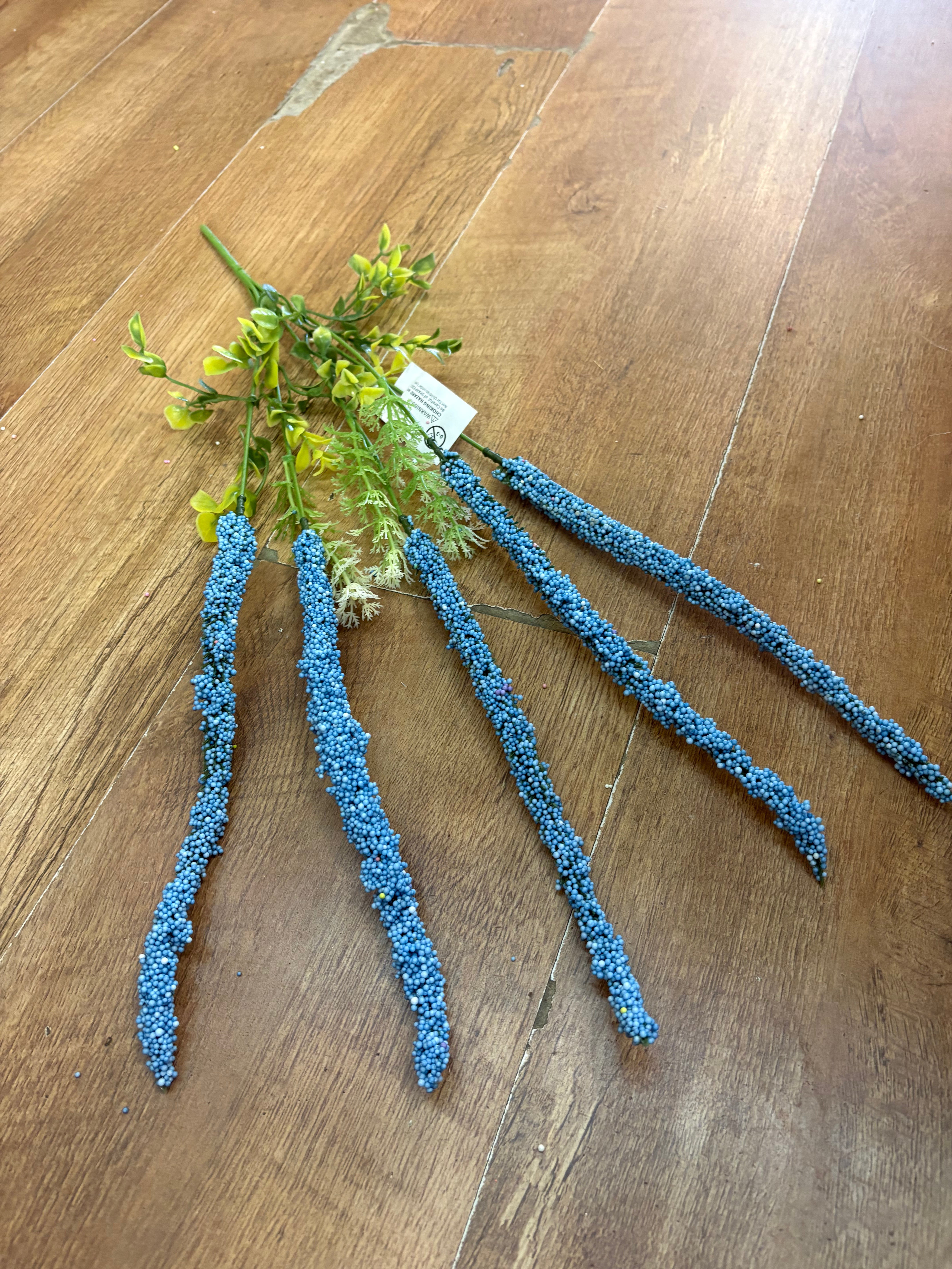 Blue foam filler - can be used upright or trailing
