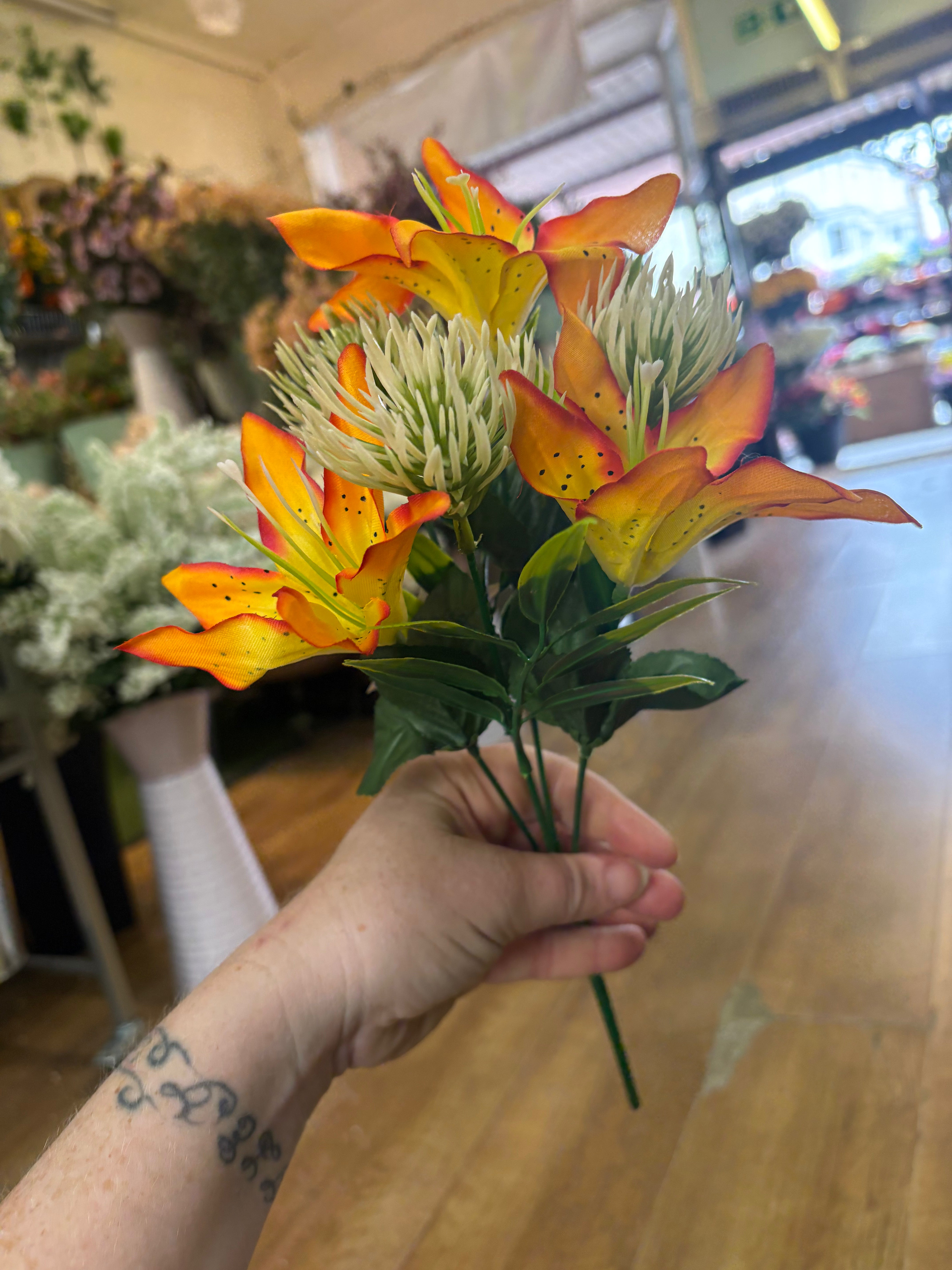 Tiger lily and plastic allium bunch - 6 colours available