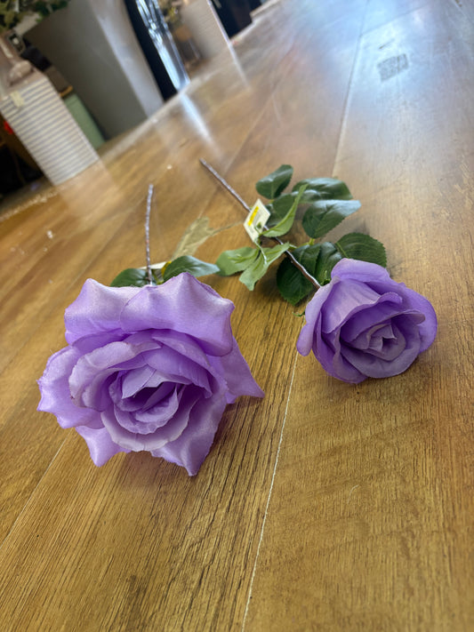 Long stem Lilac rose - 2 styles available