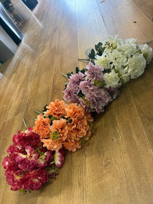 Large autumnal carnation bush - 4 colours available