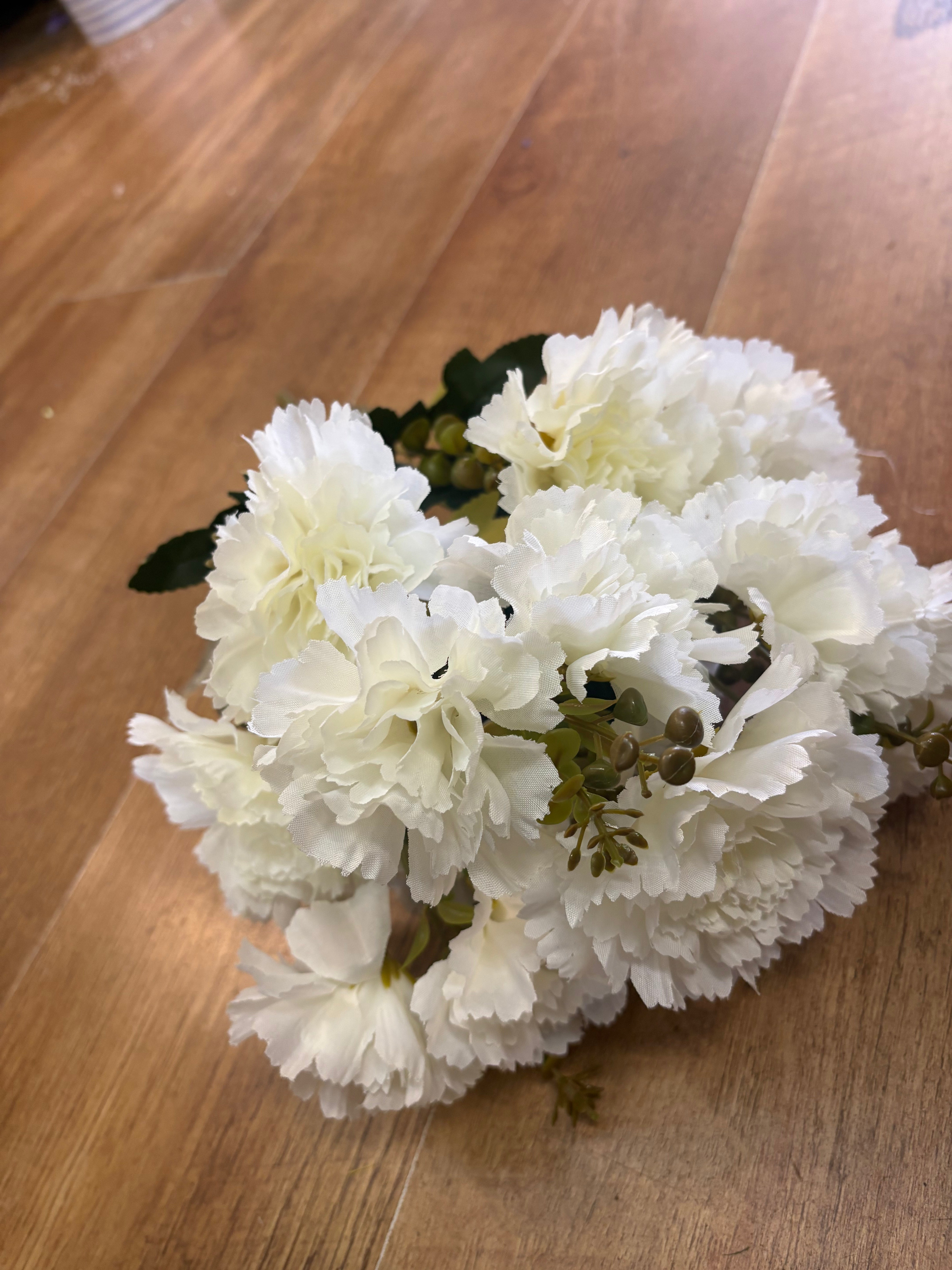 Large autumnal carnation bush - 4 colours available