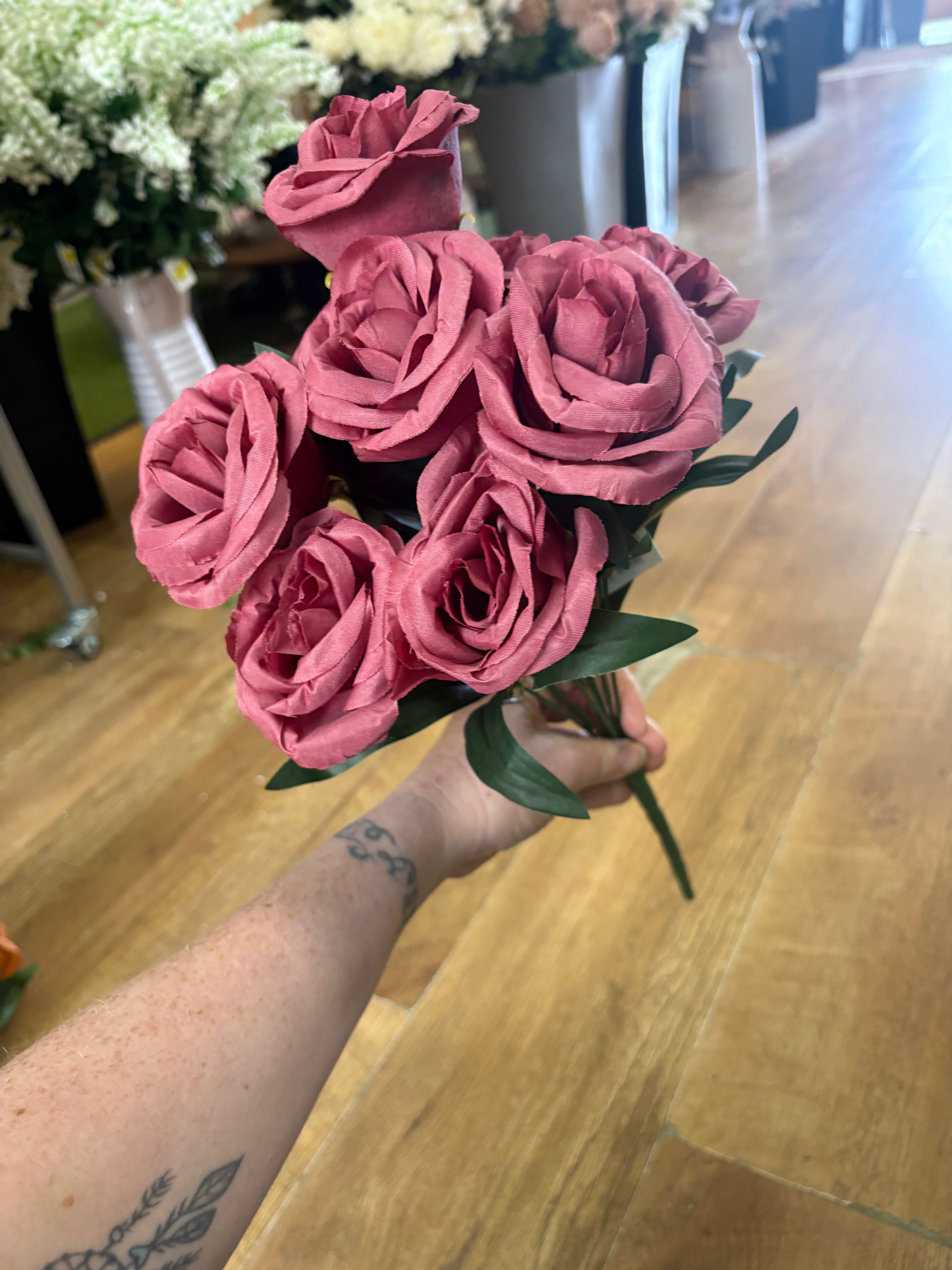 Large 10 headed autumnal cabbage rose bouquet - 4 colours available