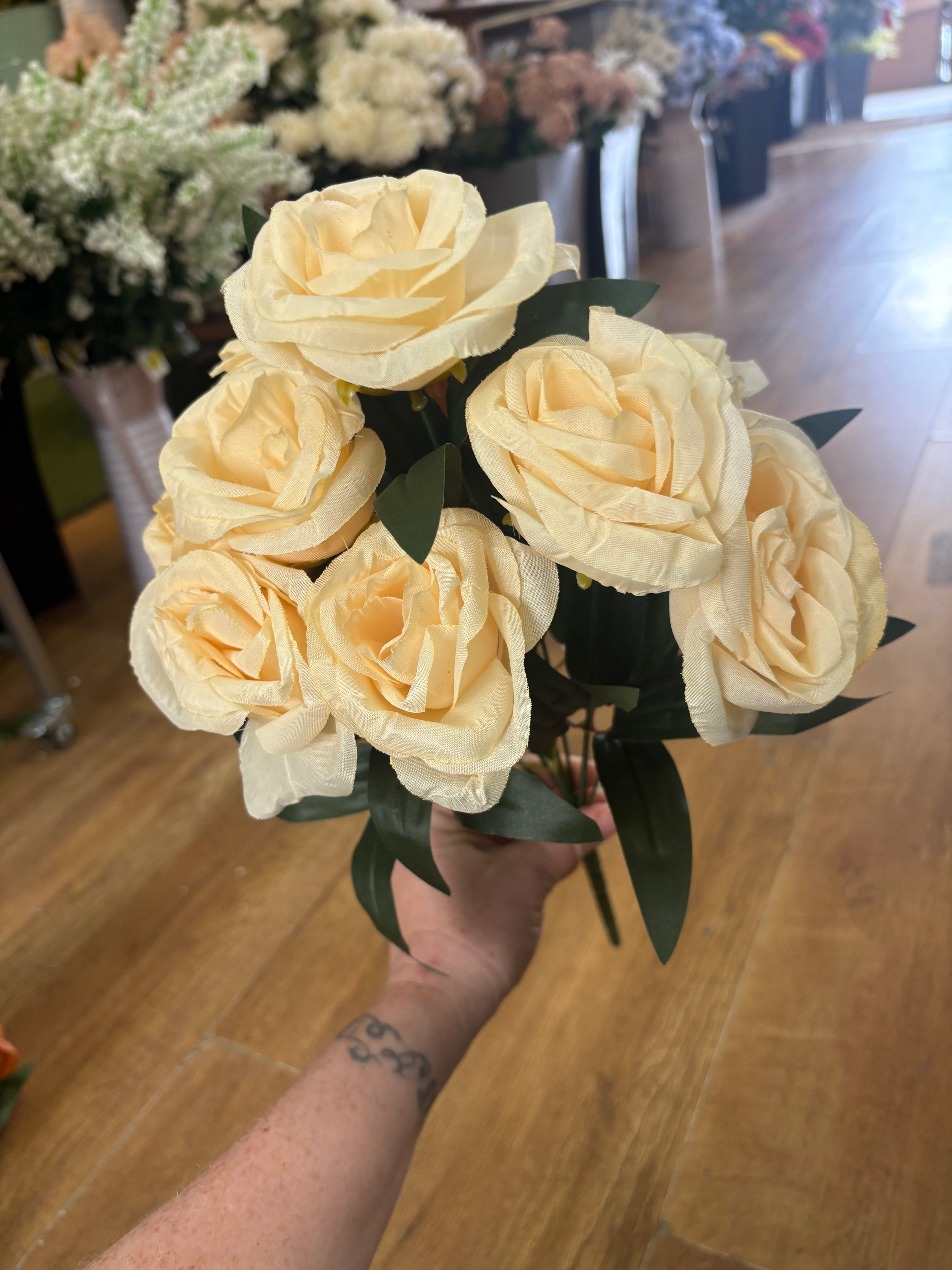 Large 10 headed autumnal cabbage rose bouquet - 4 colours available