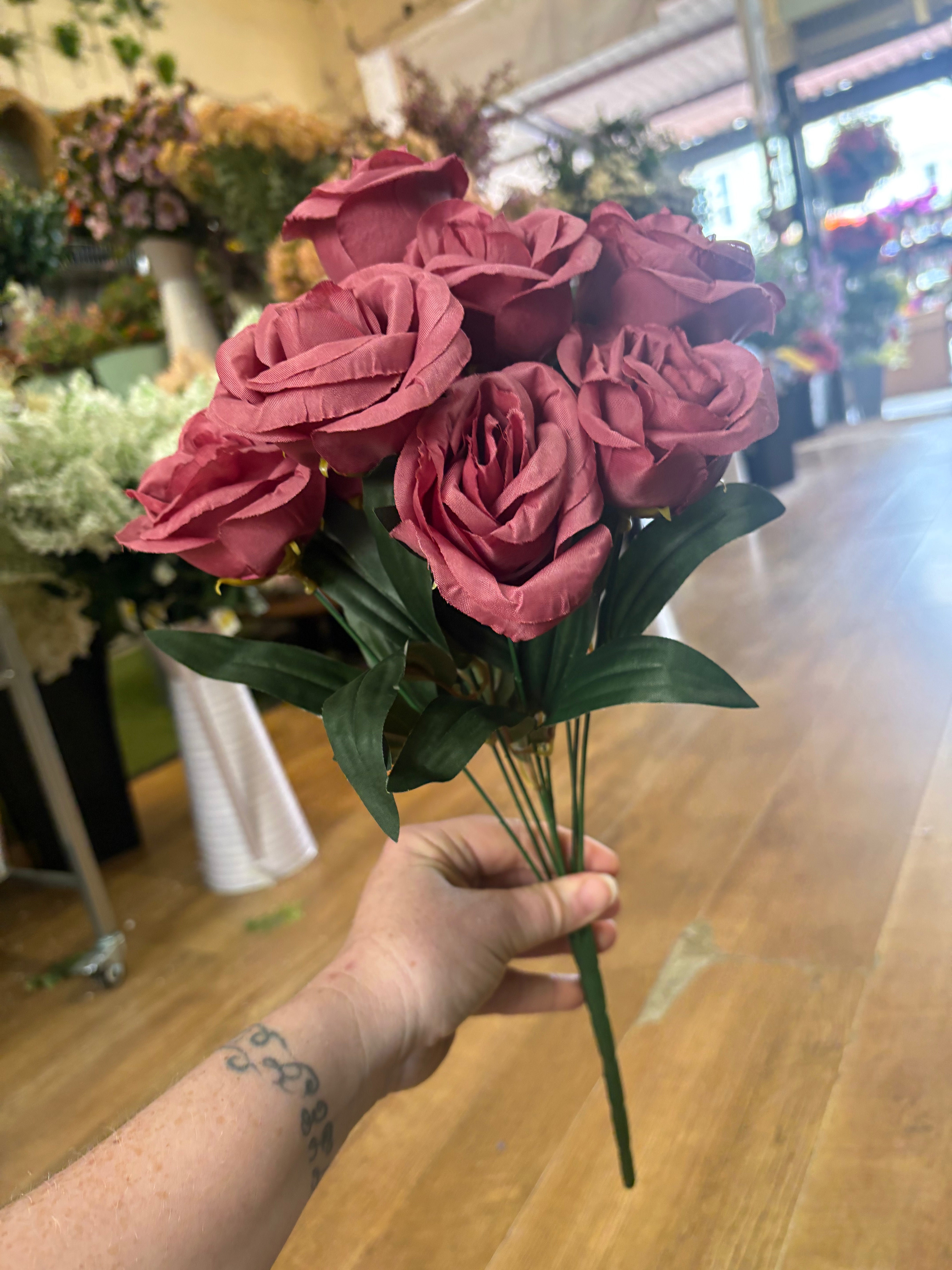Large 10 headed autumnal cabbage rose bouquet - 4 colours available