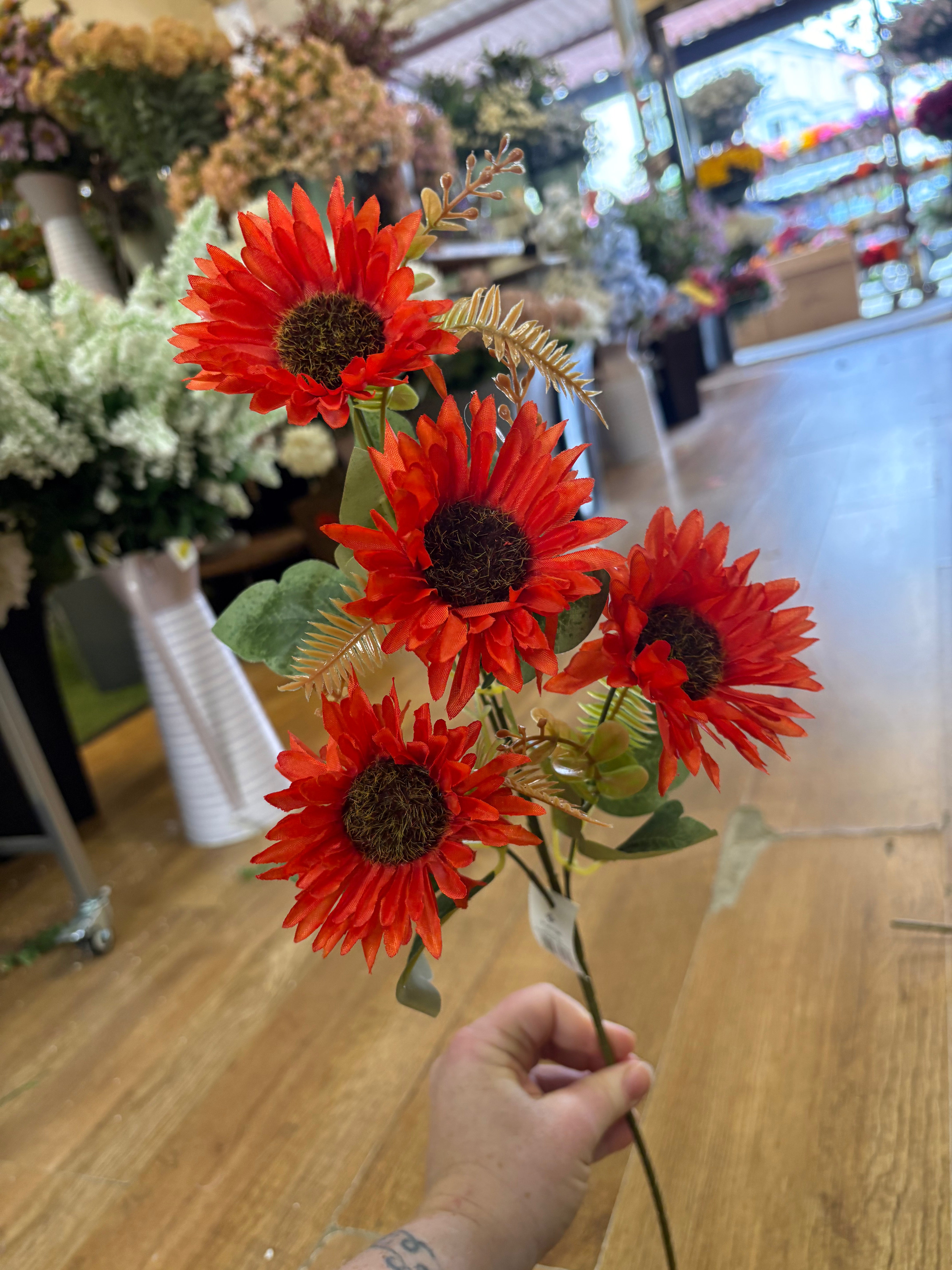 Long stem autumnal gerbera spray - 4 colours available