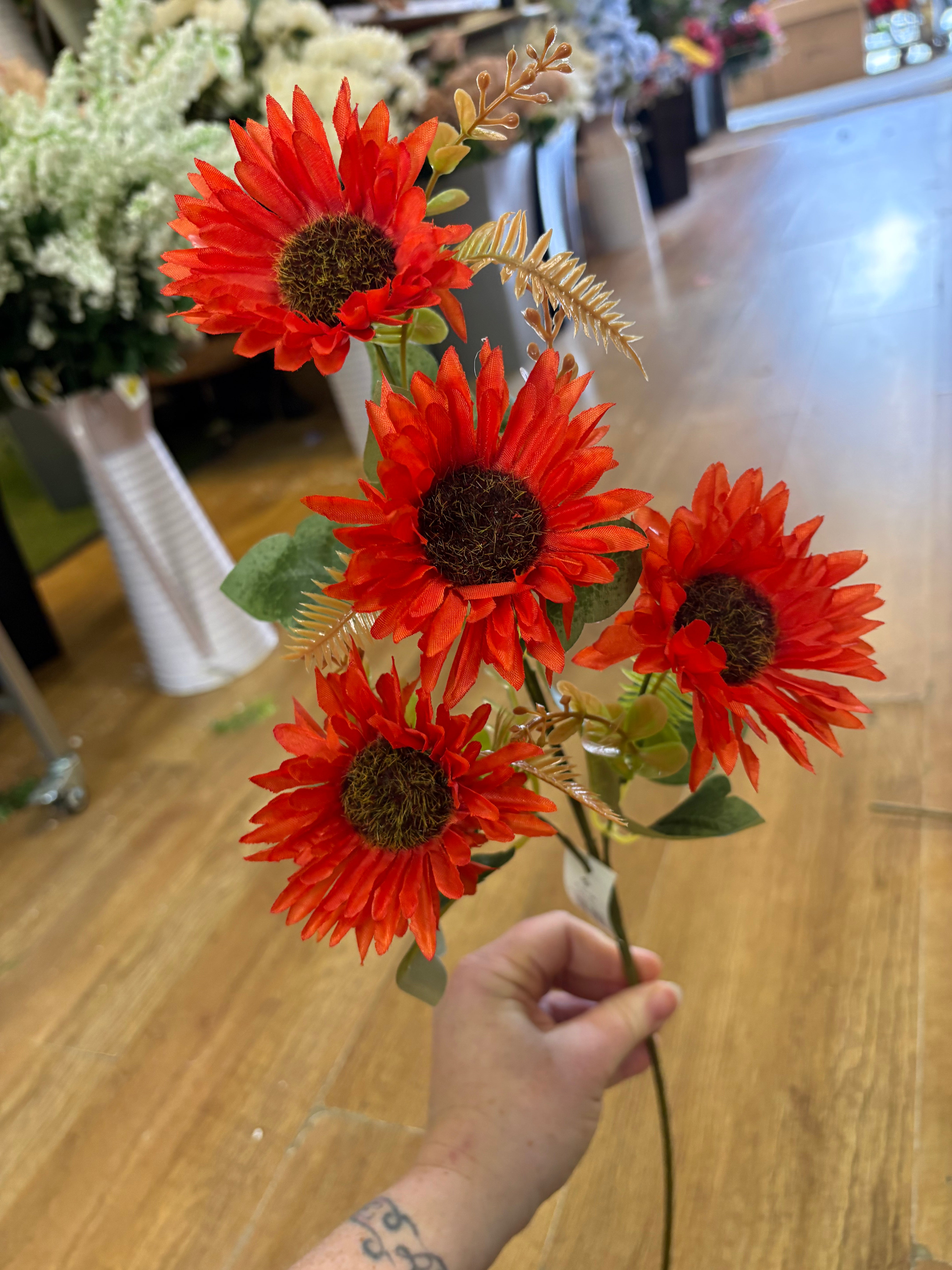 Long stem autumnal gerbera spray - 4 colours available