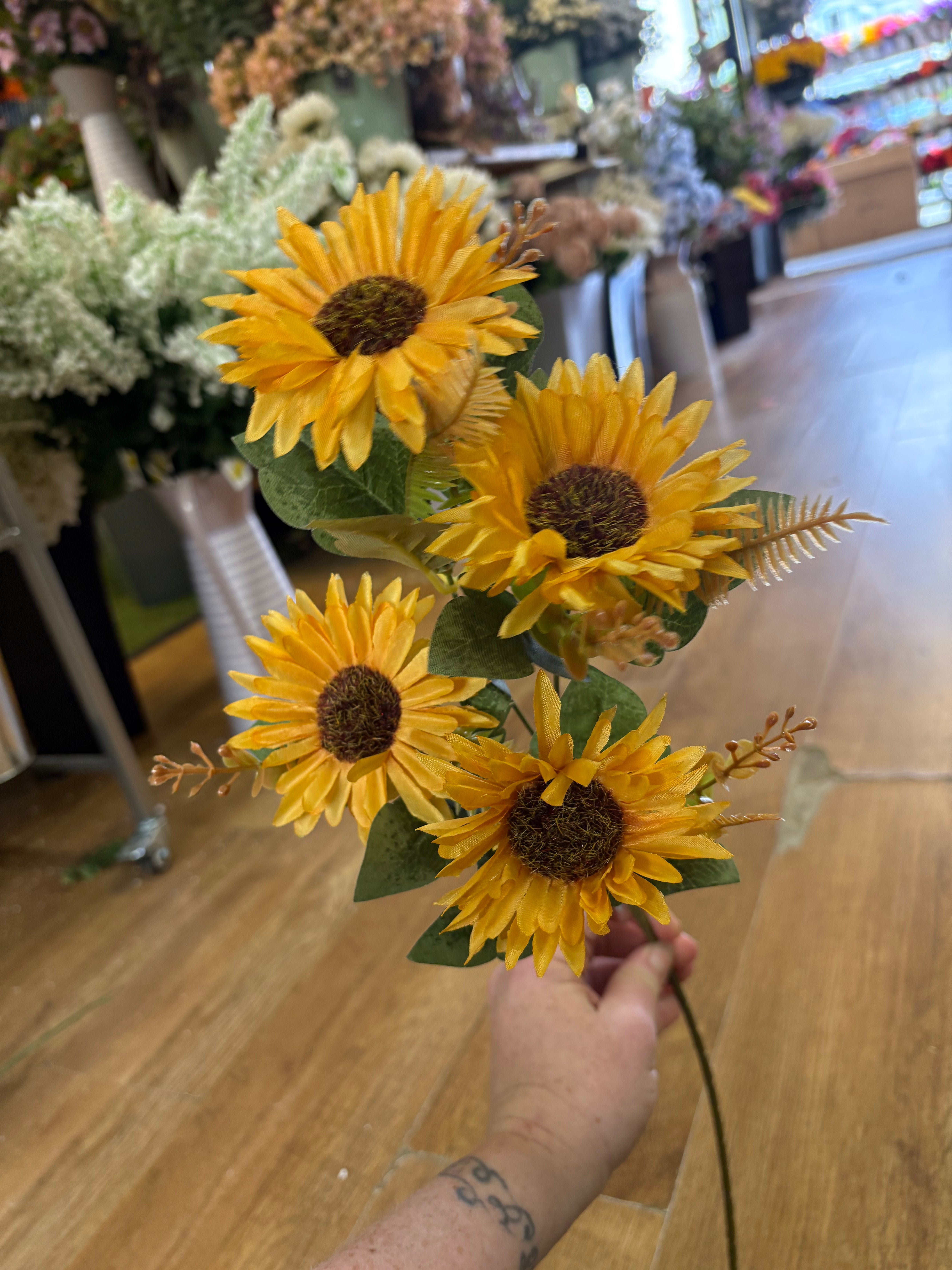 Long stem autumnal gerbera spray - 4 colours available