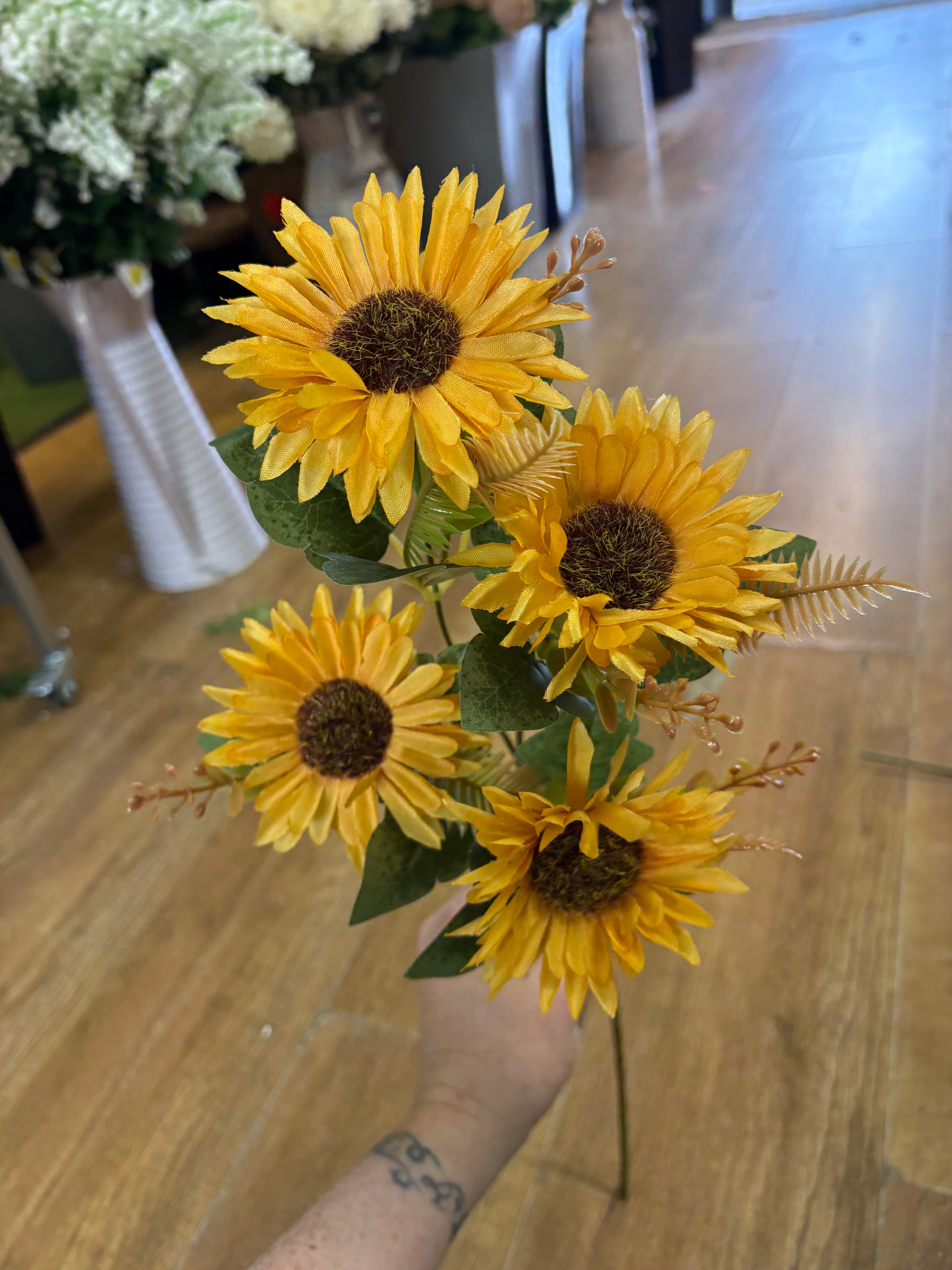 Long stem autumnal gerbera spray - 4 colours available