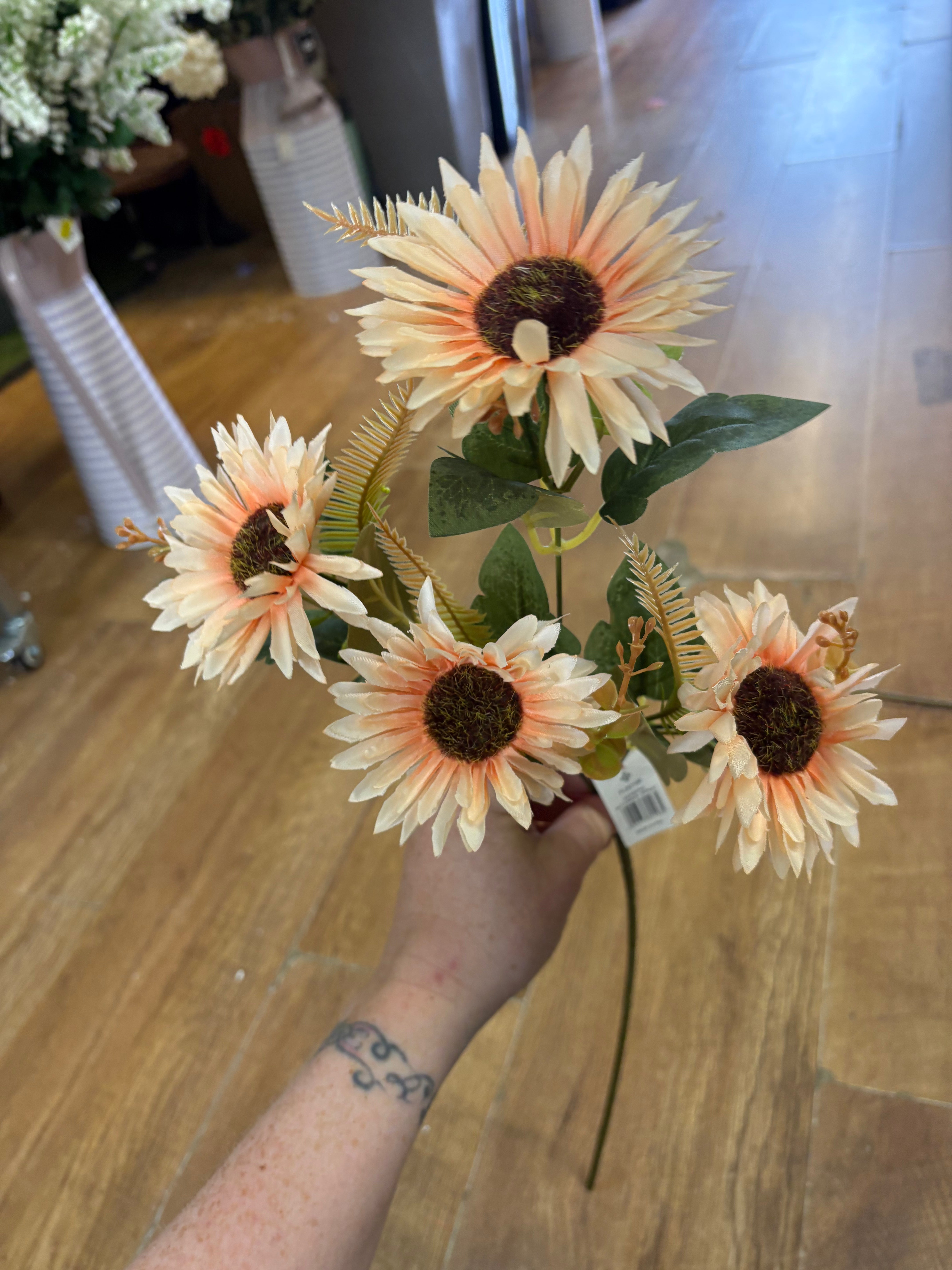 Long stem autumnal gerbera spray - 4 colours available