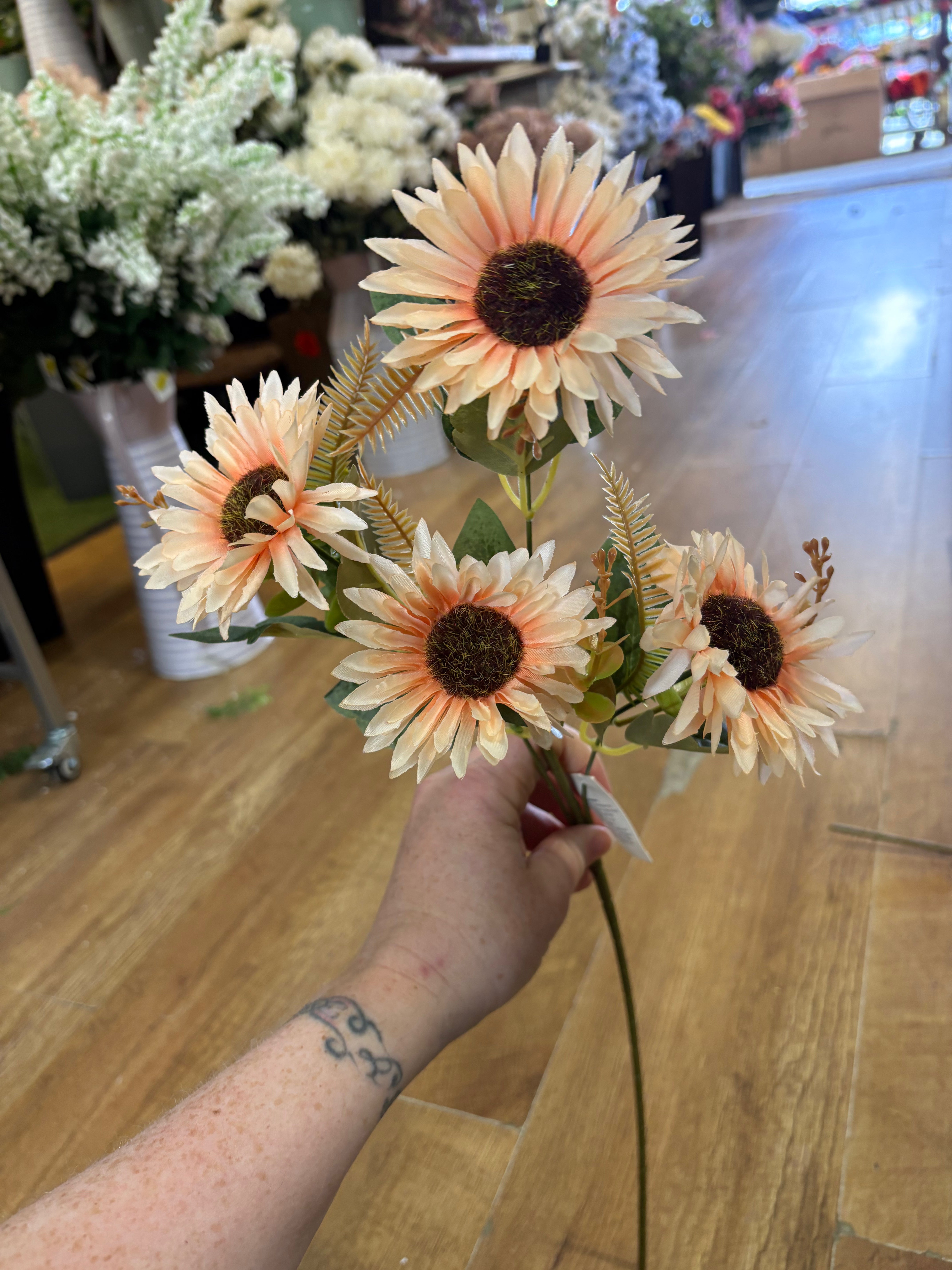 Long stem autumnal gerbera spray - 4 colours available