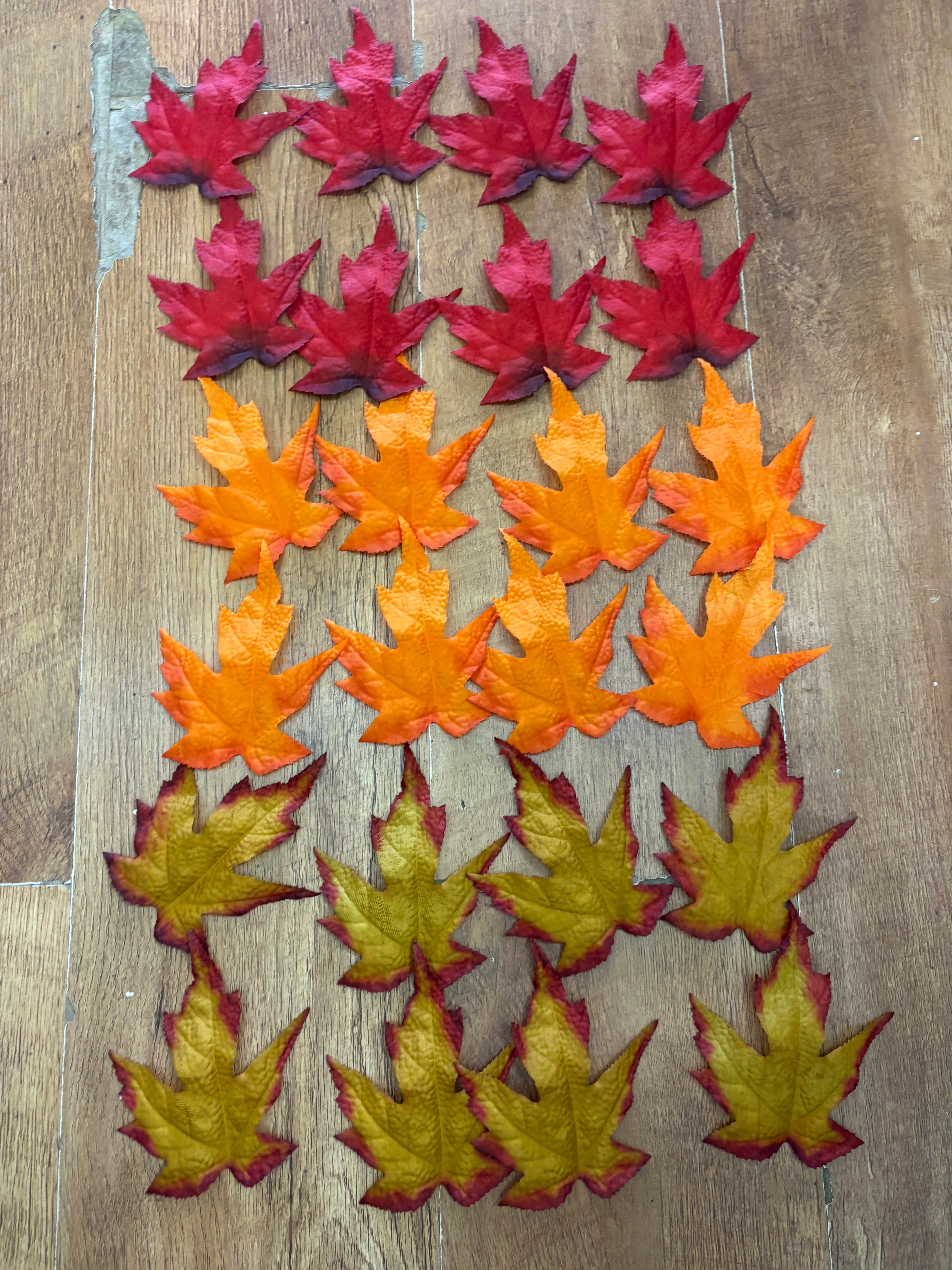 Pack of 24 loose autumnal maple leaves
