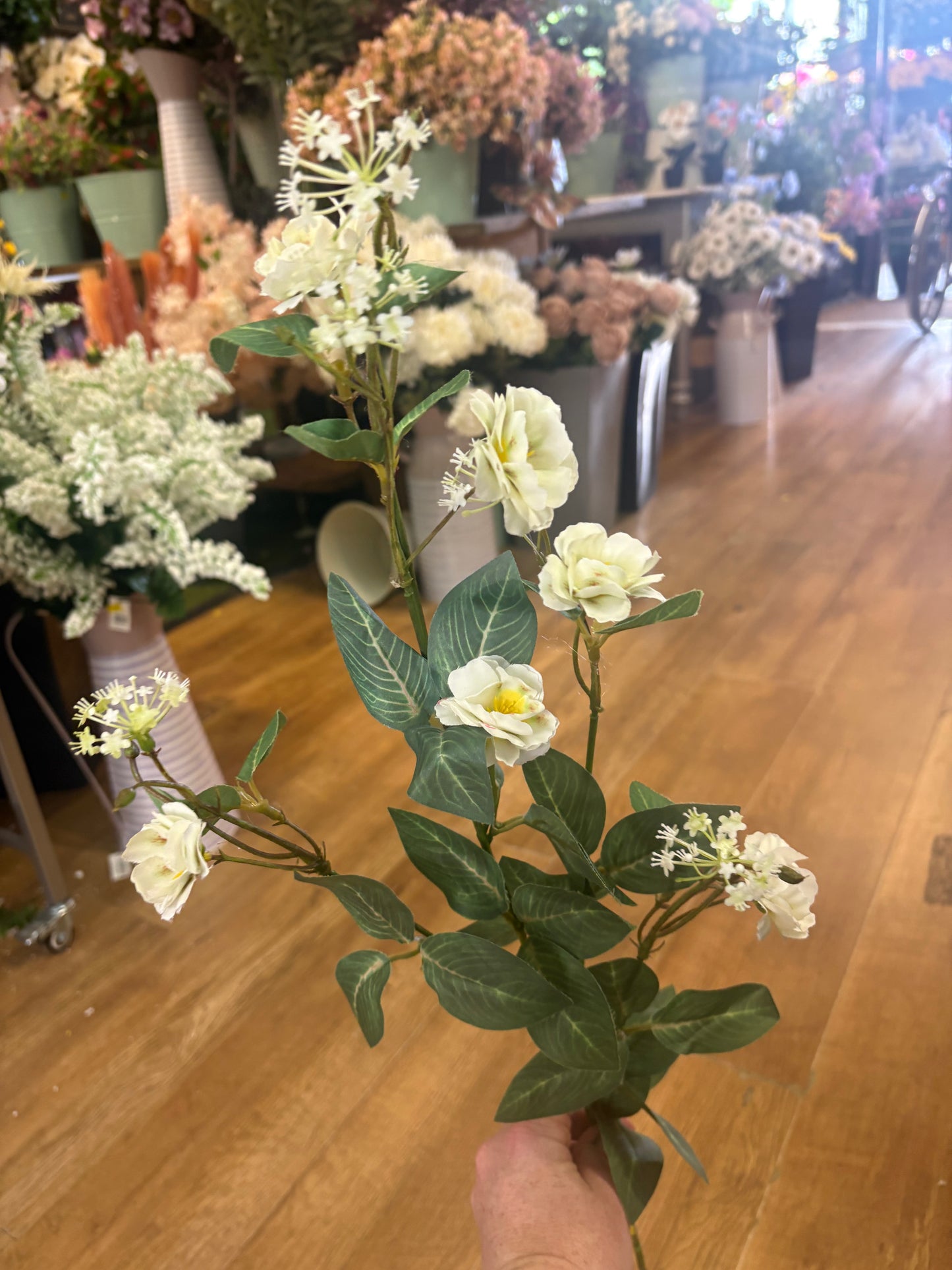 85cm tall white Marina spray