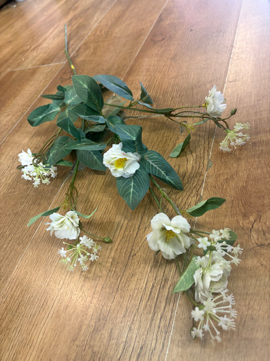 85cm tall white Marina spray