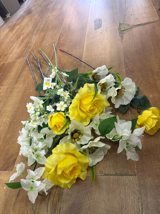 Clearance long stem 8 - 10 mixed stems