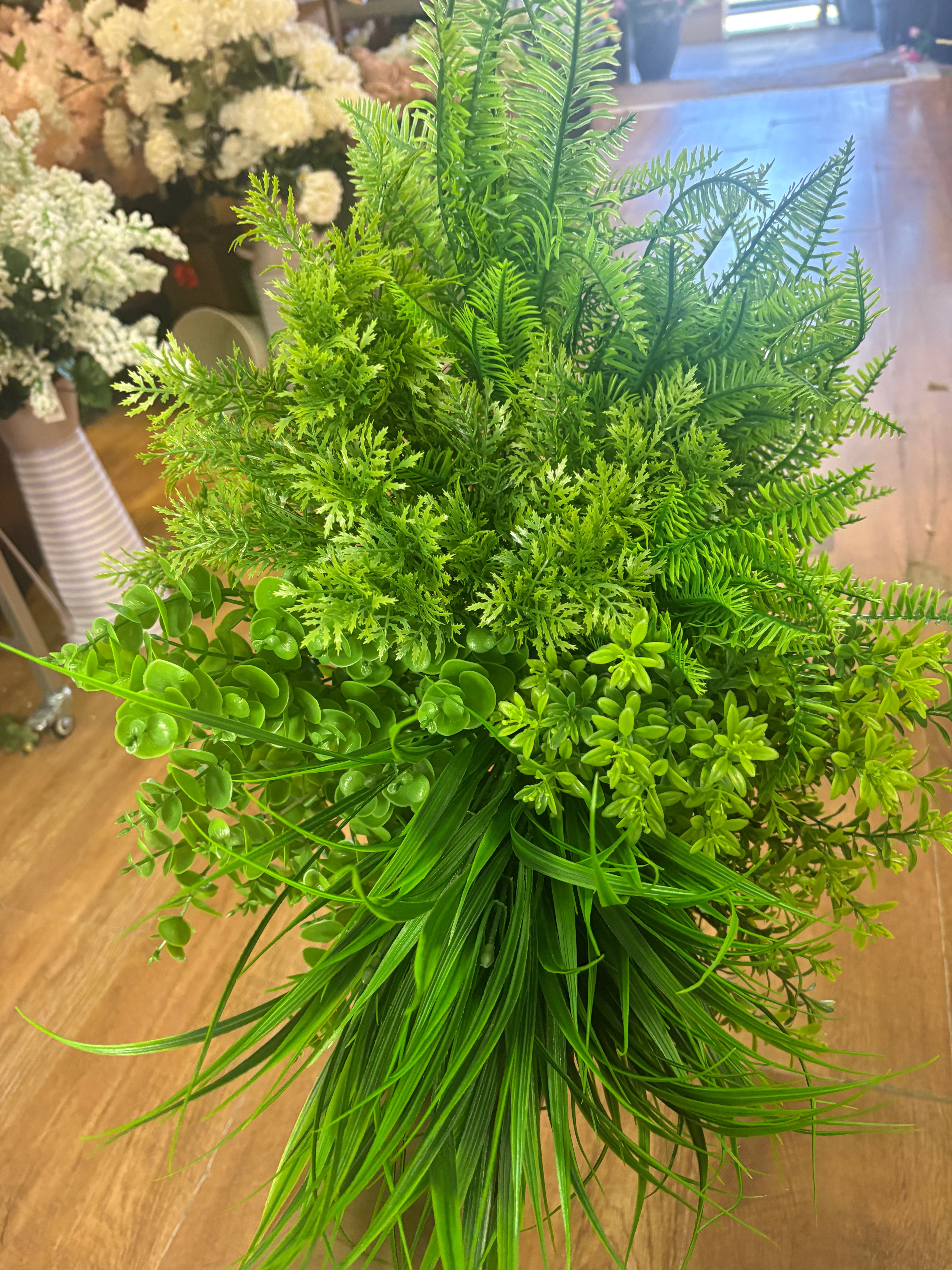 Greenery 9 - 20 mixed bunches