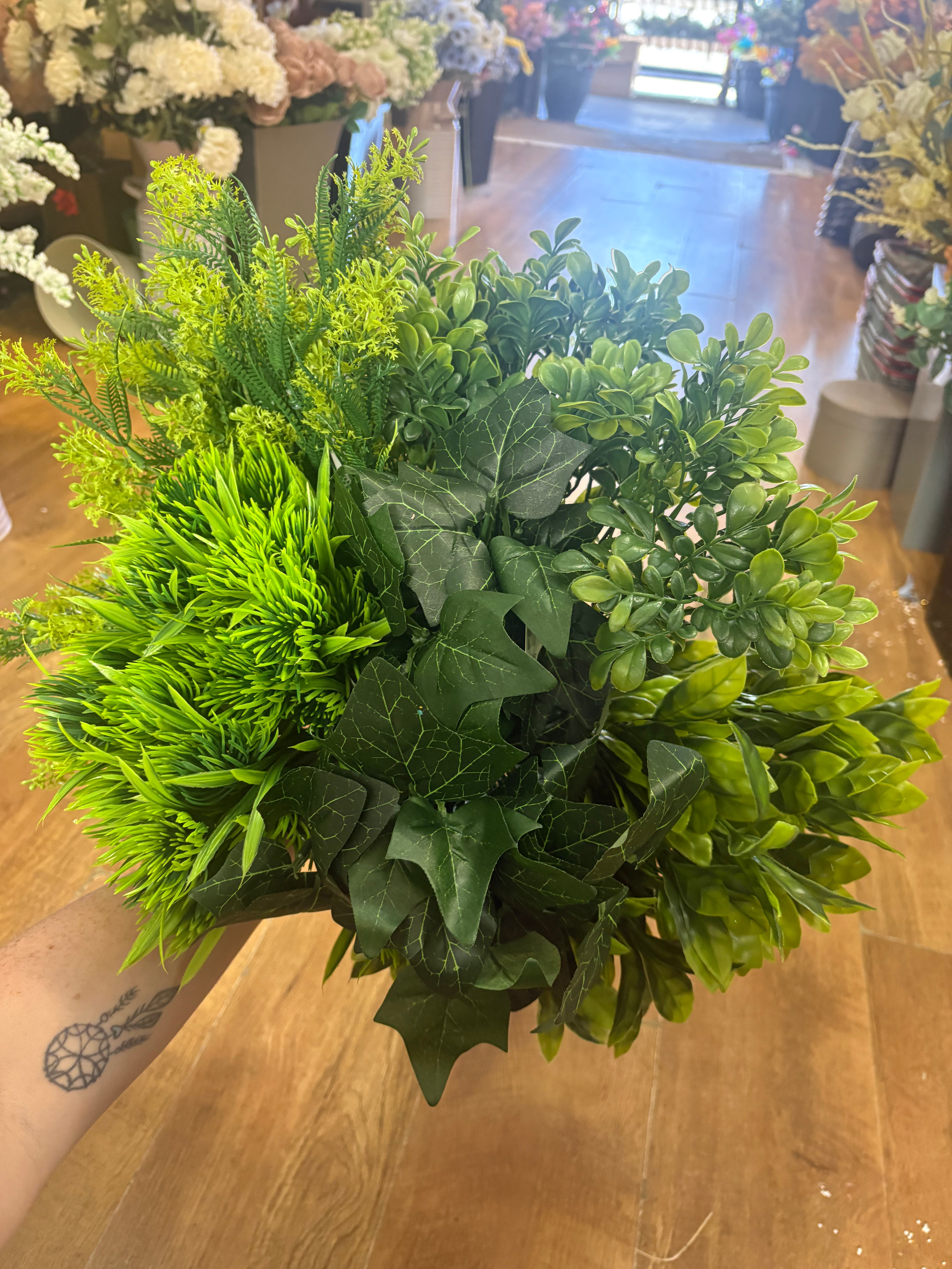 Greenery 8 - 20 mixed bunches