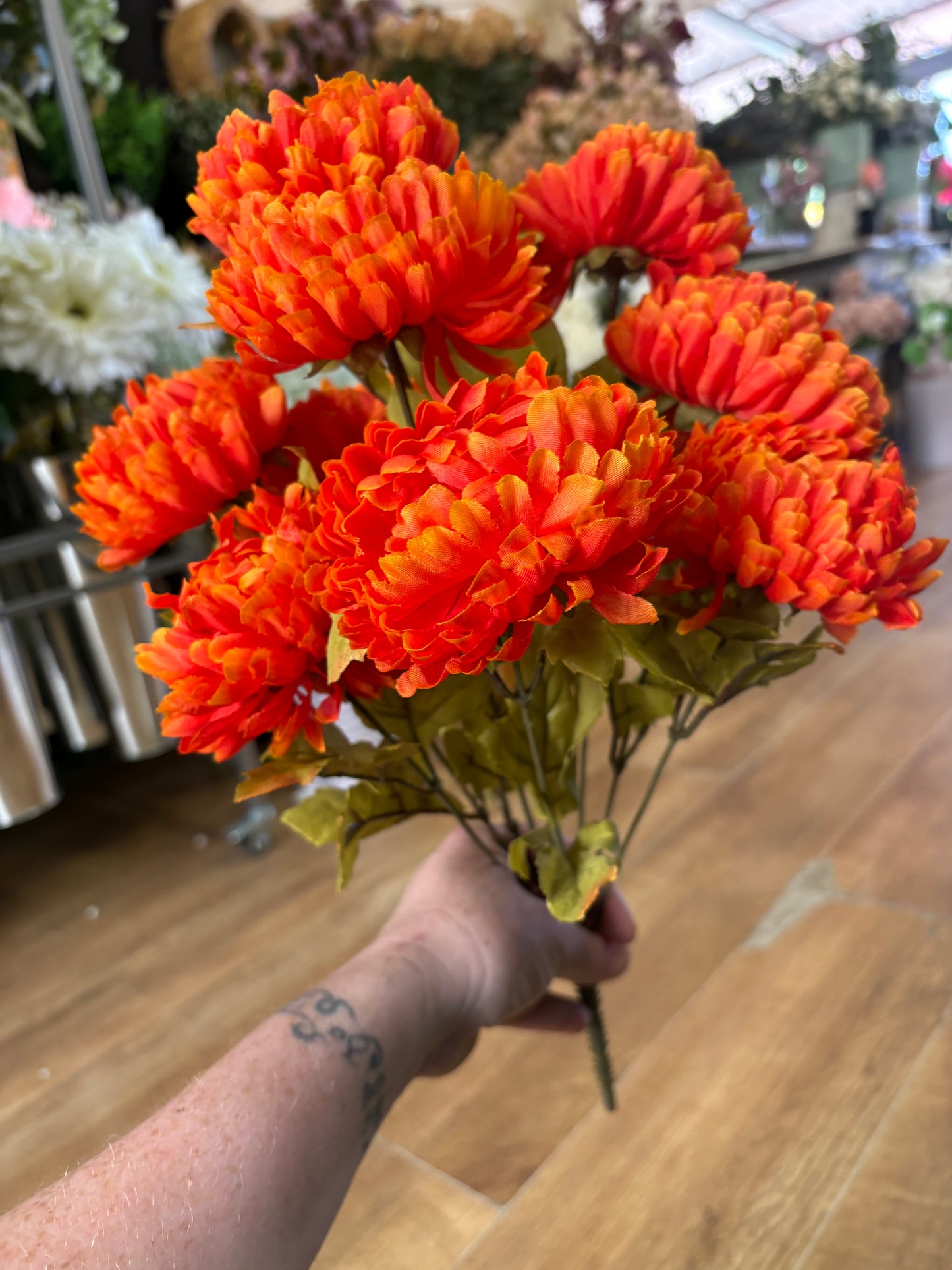 Large autumnal chrysanthemum bouquet - orange
