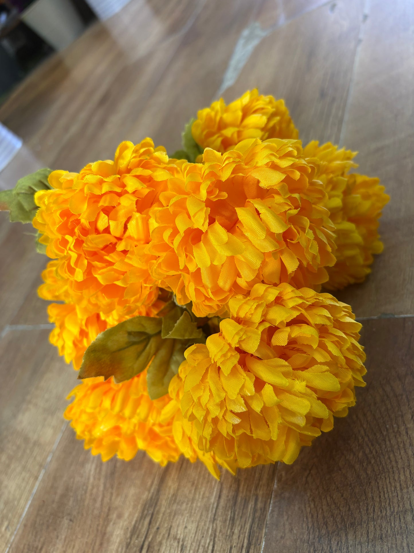 Large autumnal chrysanthemum bouquet - autumnal yellow