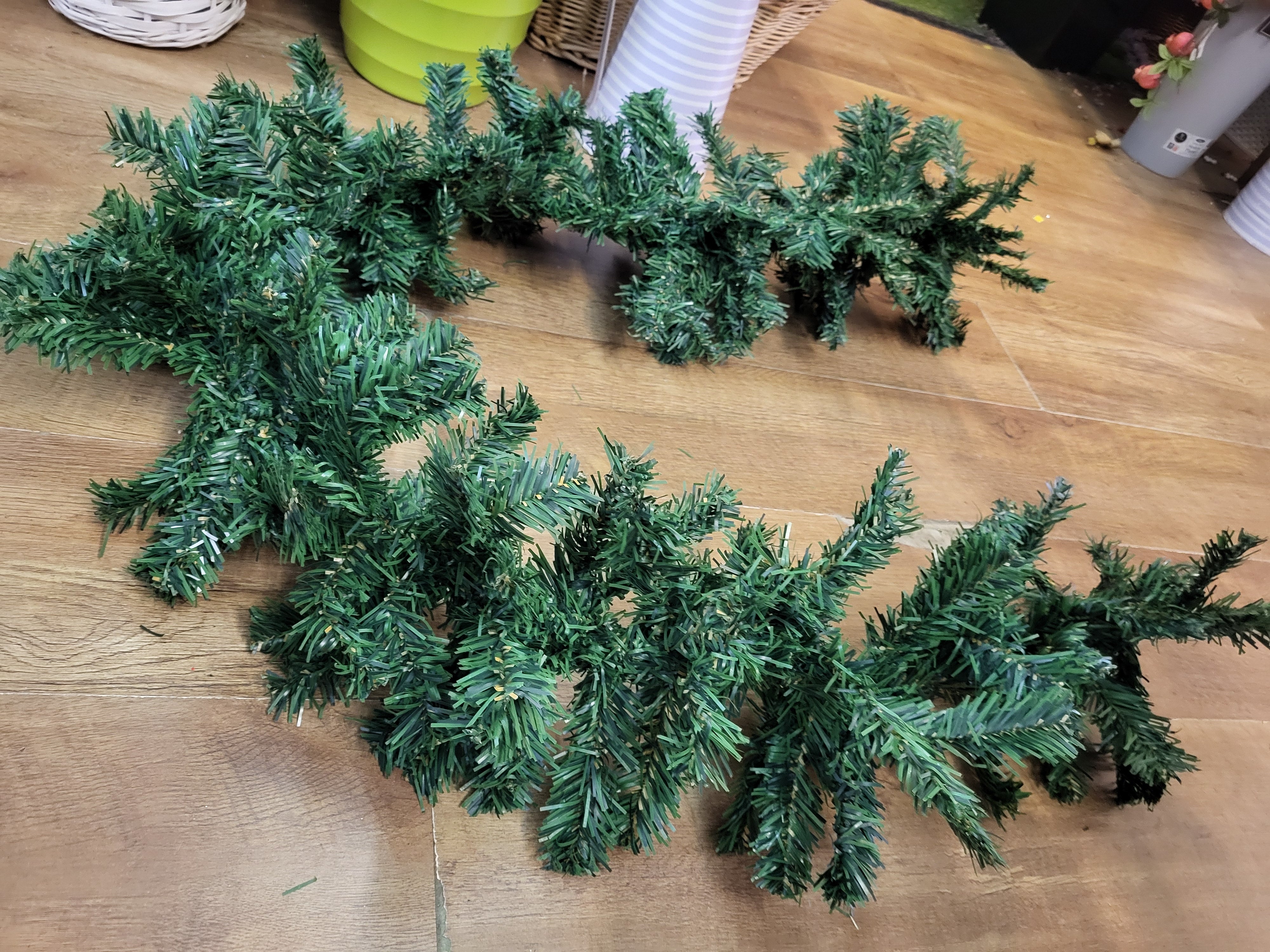 6ft thick pine garland image 2