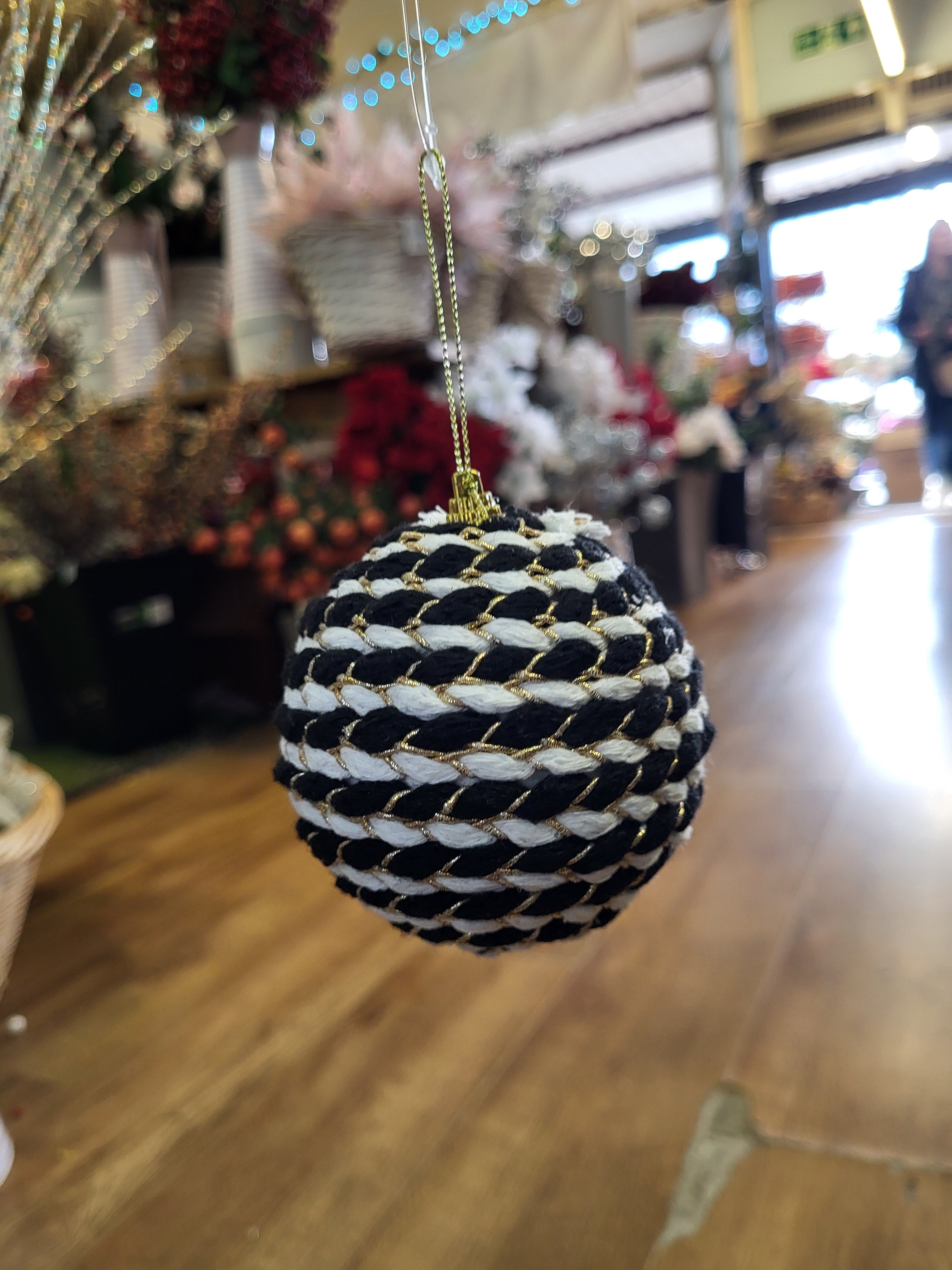 8cm black/white/gold rope bauble image 0