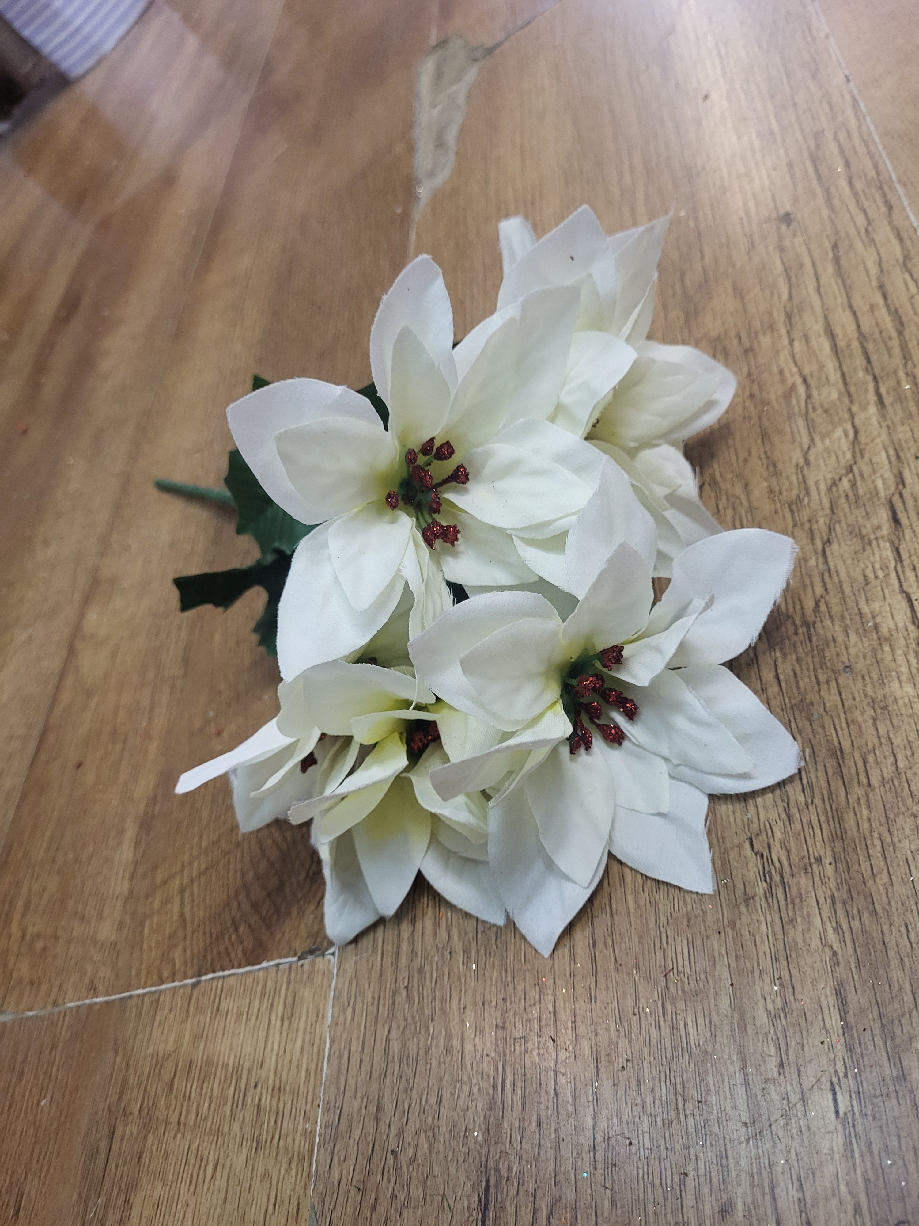 Glitter centred poinsettia bunch  - 2 colours available image 2