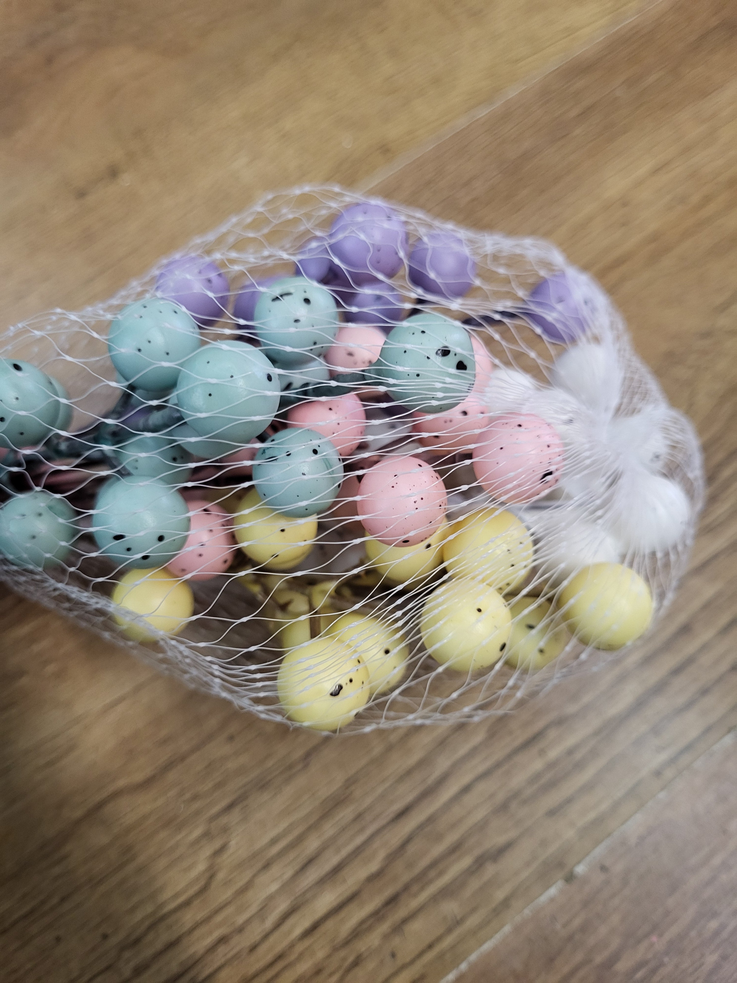 Pack of 12 mixed colour speckled Easter egg picks image 2