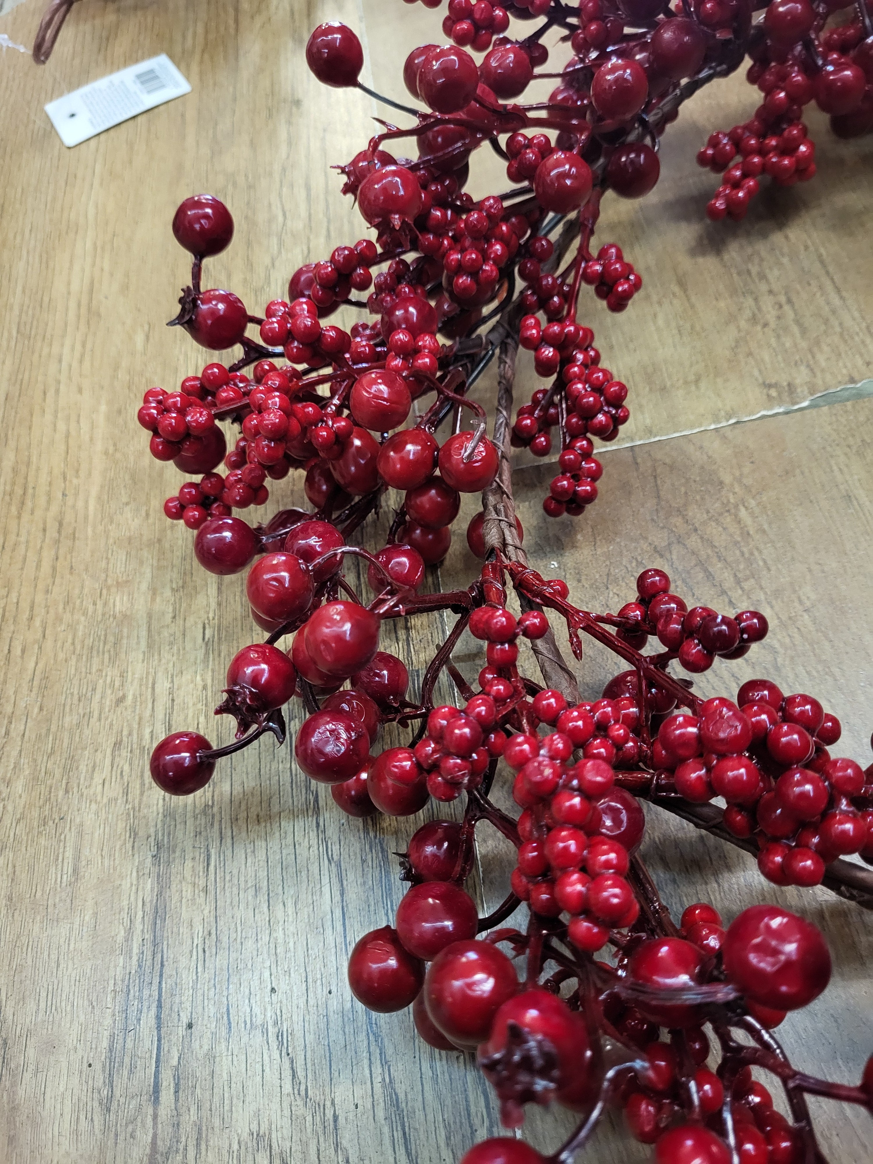 120cm berry, cherry and Rosehip garland image 4