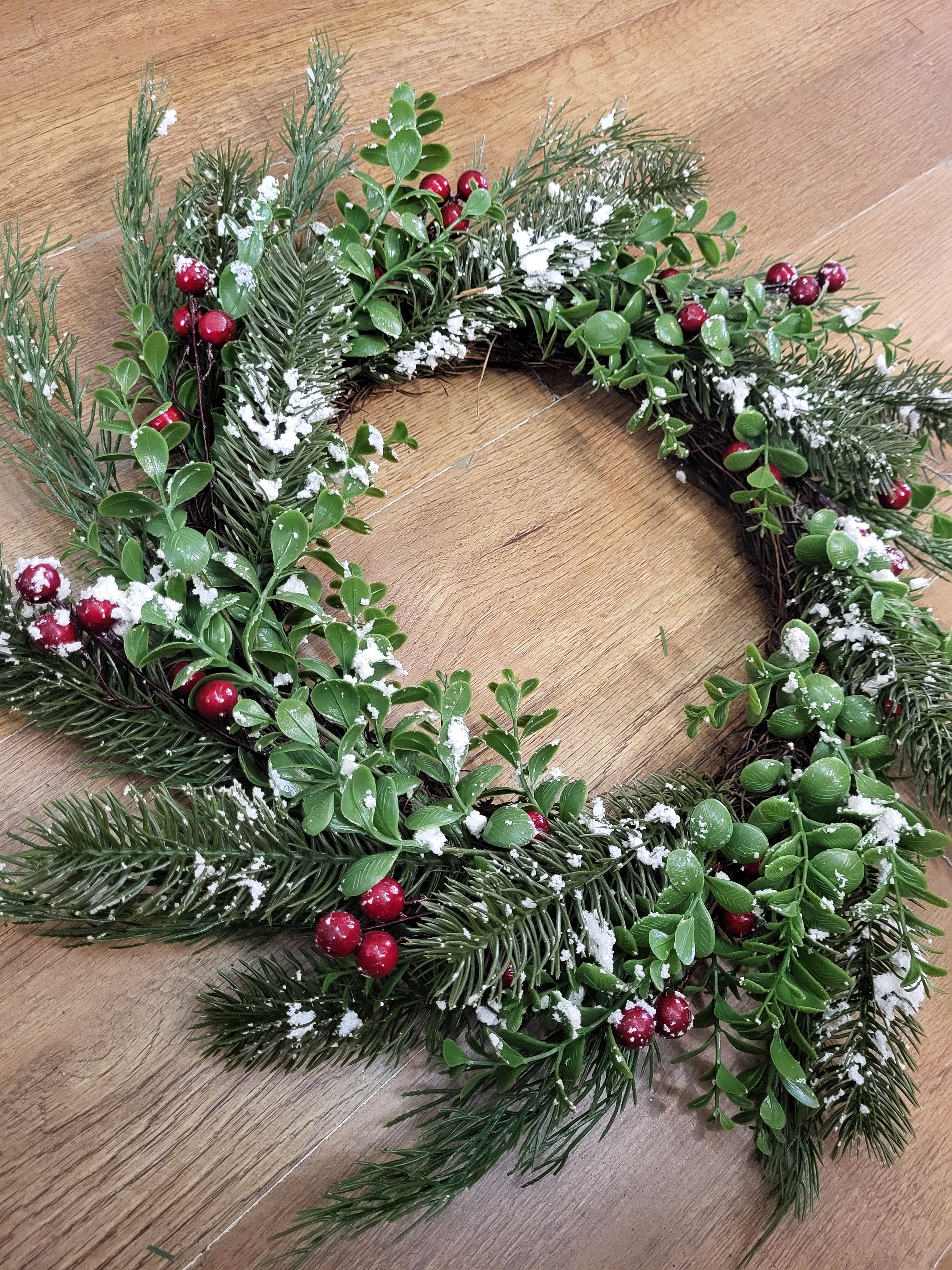 Snowberry/eucalyptus/pine wreath  image 2