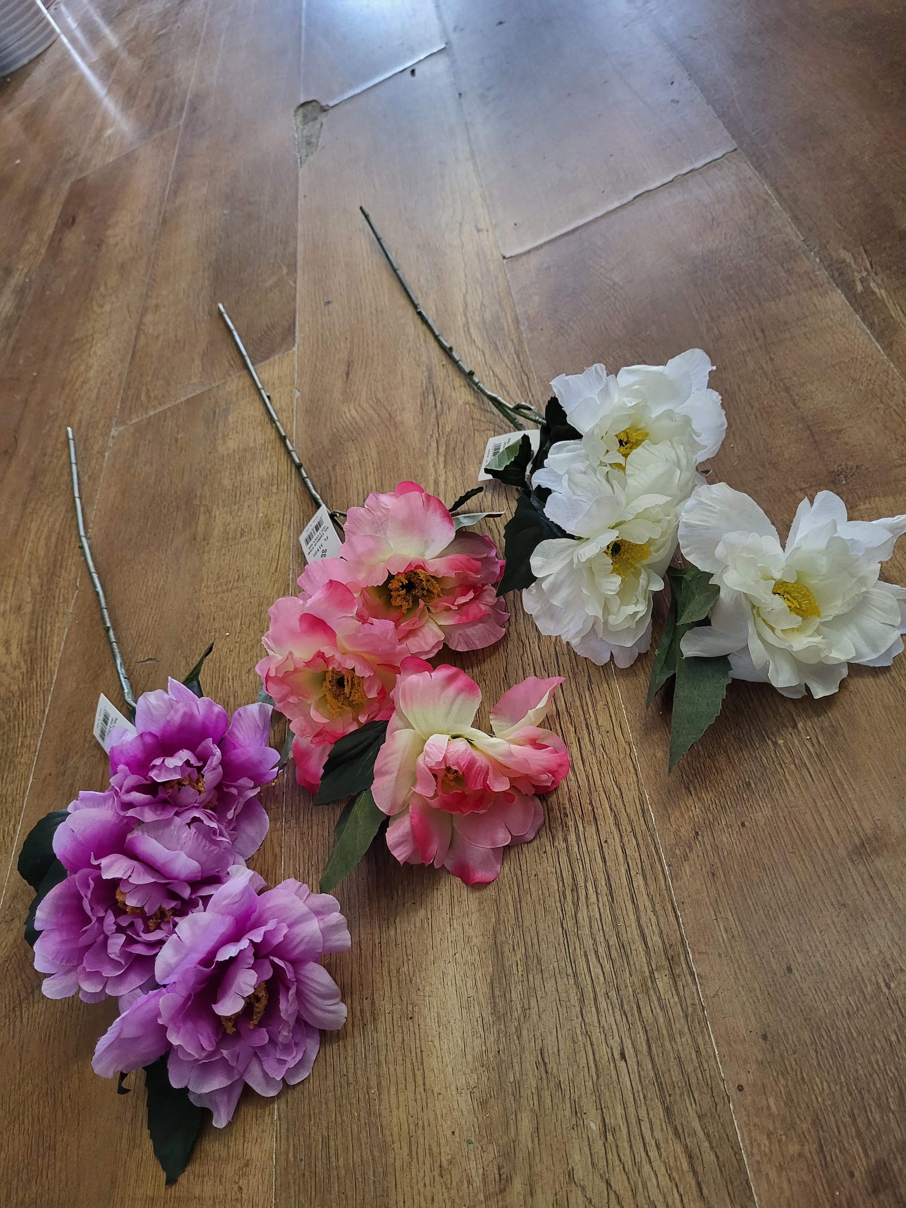 Long stem camelia - 3 colours available image 0