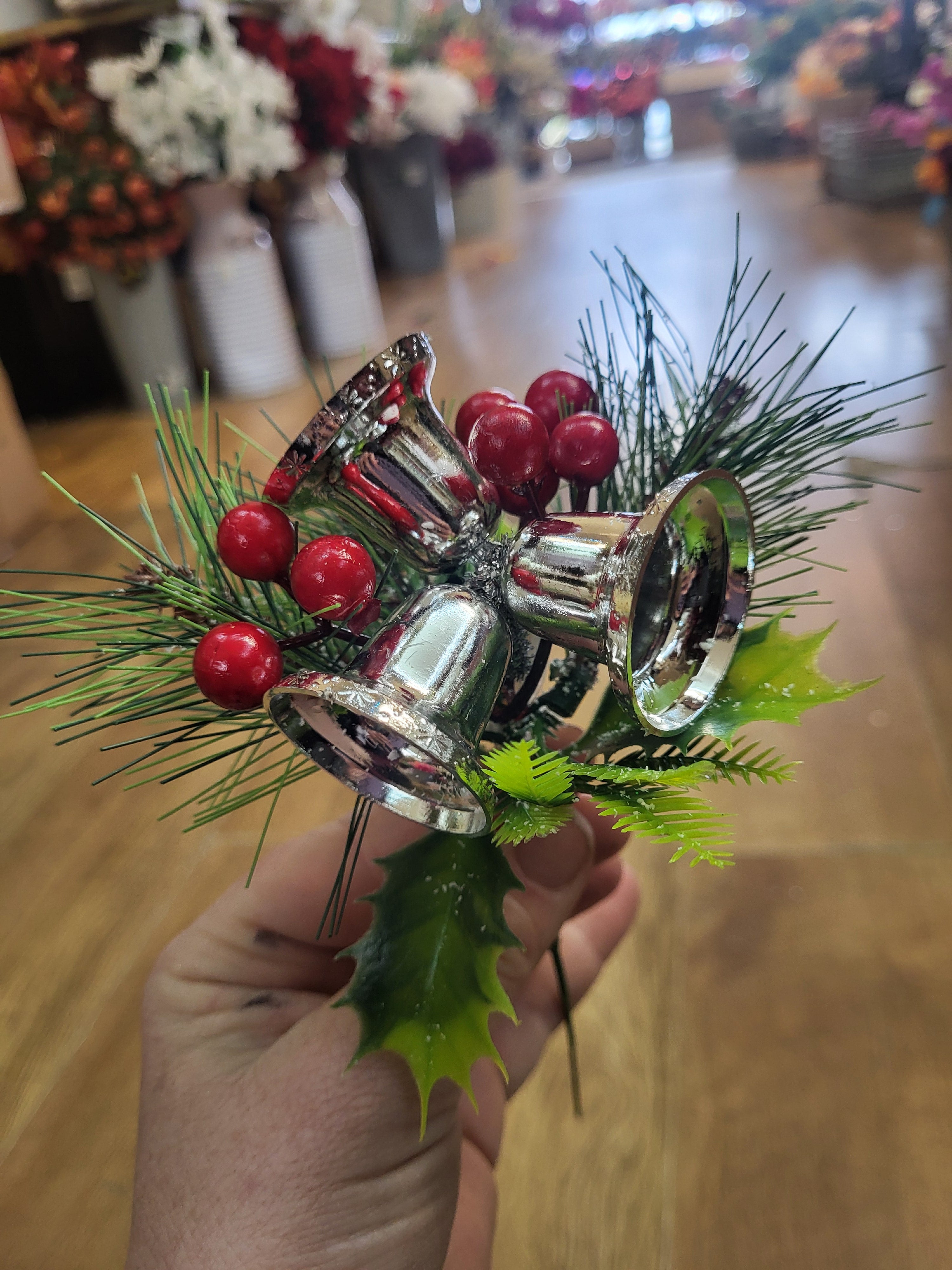 Silver bell pick image 1