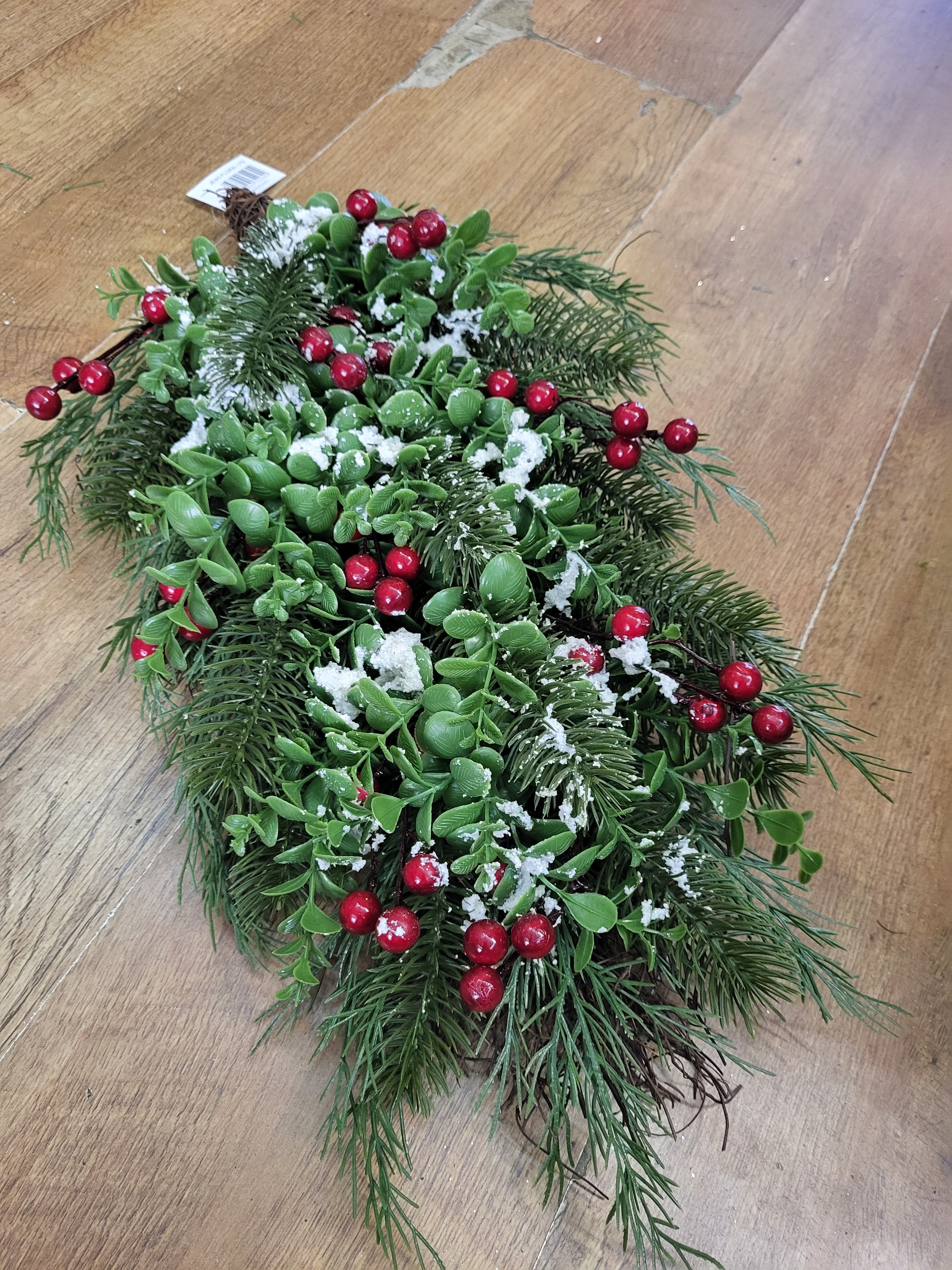 Snowberry/eucalyptus/pine teardrop image 2