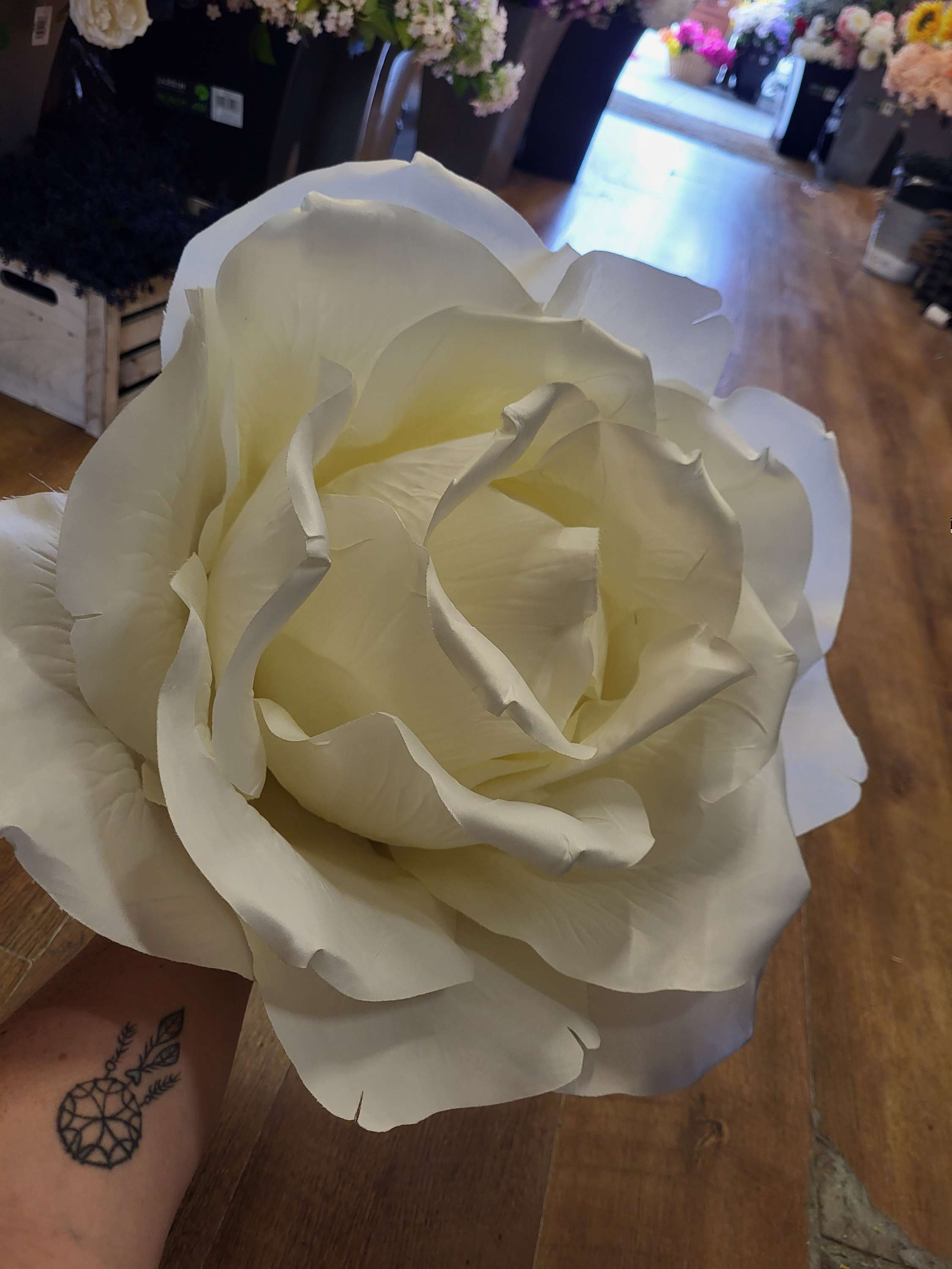 70cm ivory rose head image 3