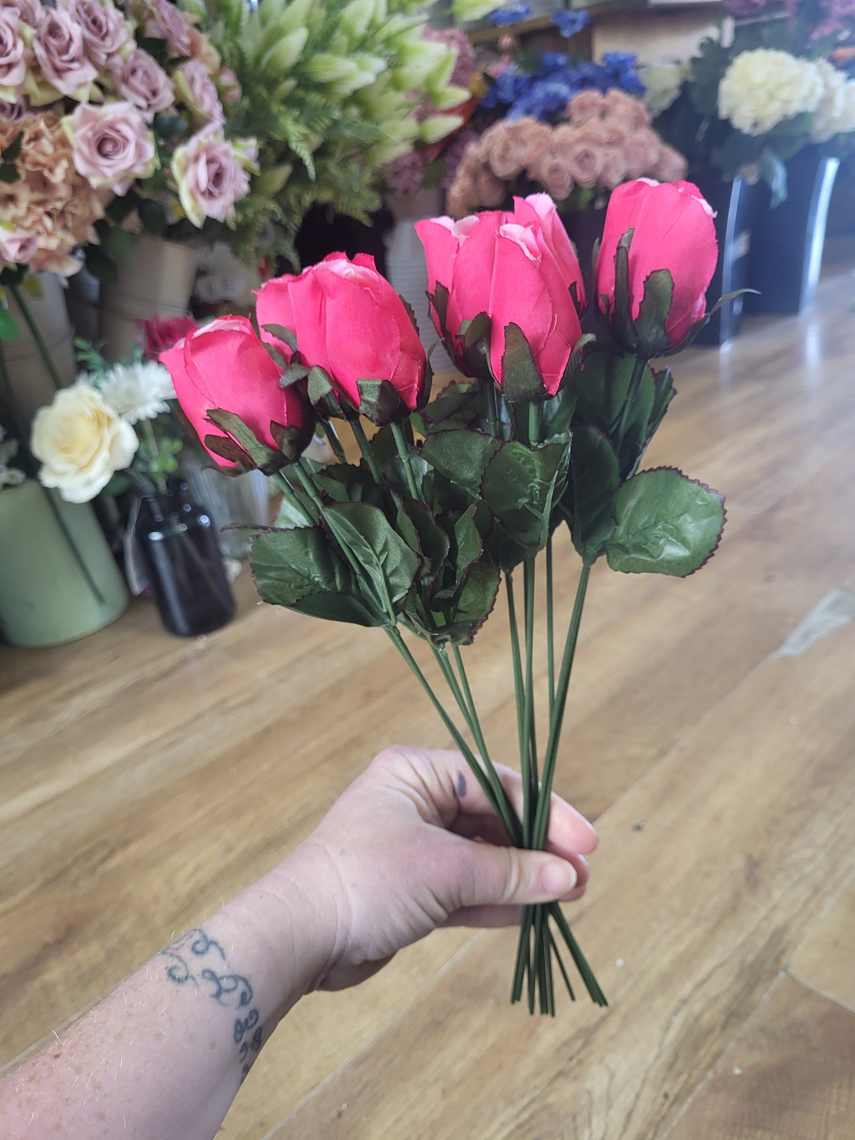 Bundle of 12 long wired rose picks - 4 colours available image 3