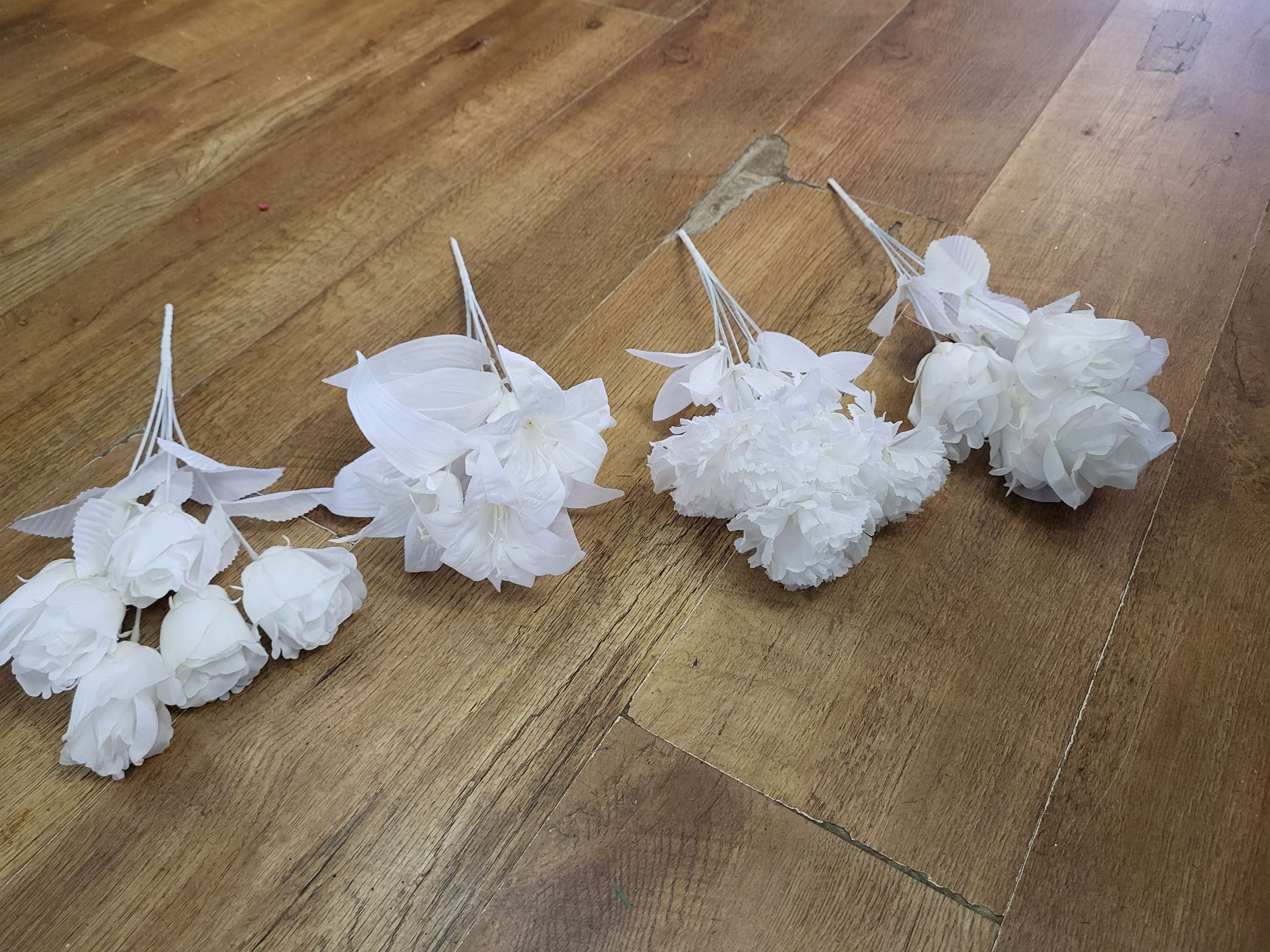 White flowers - 4 styles available image 0