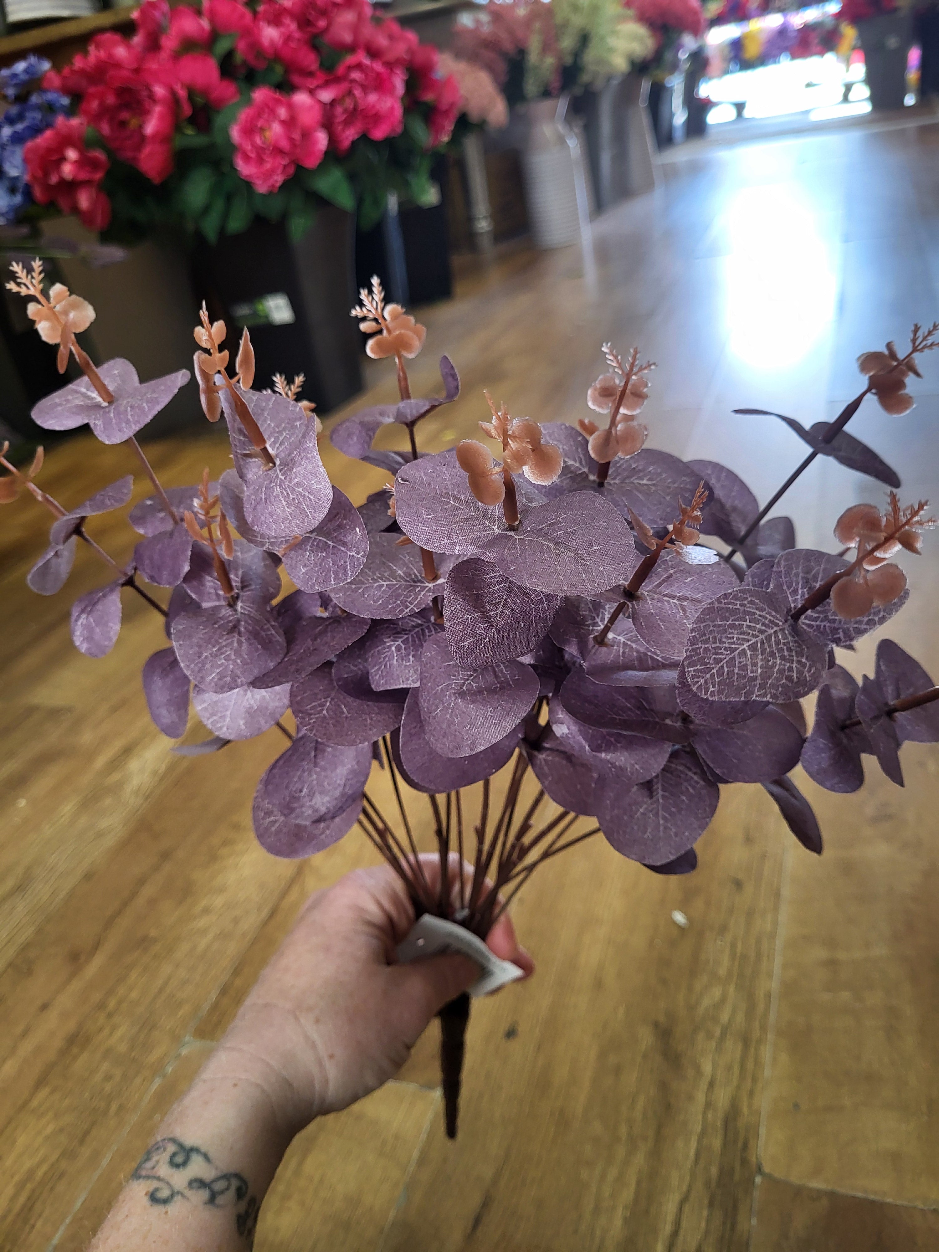 Big bunch purple eucalyptus  image 3