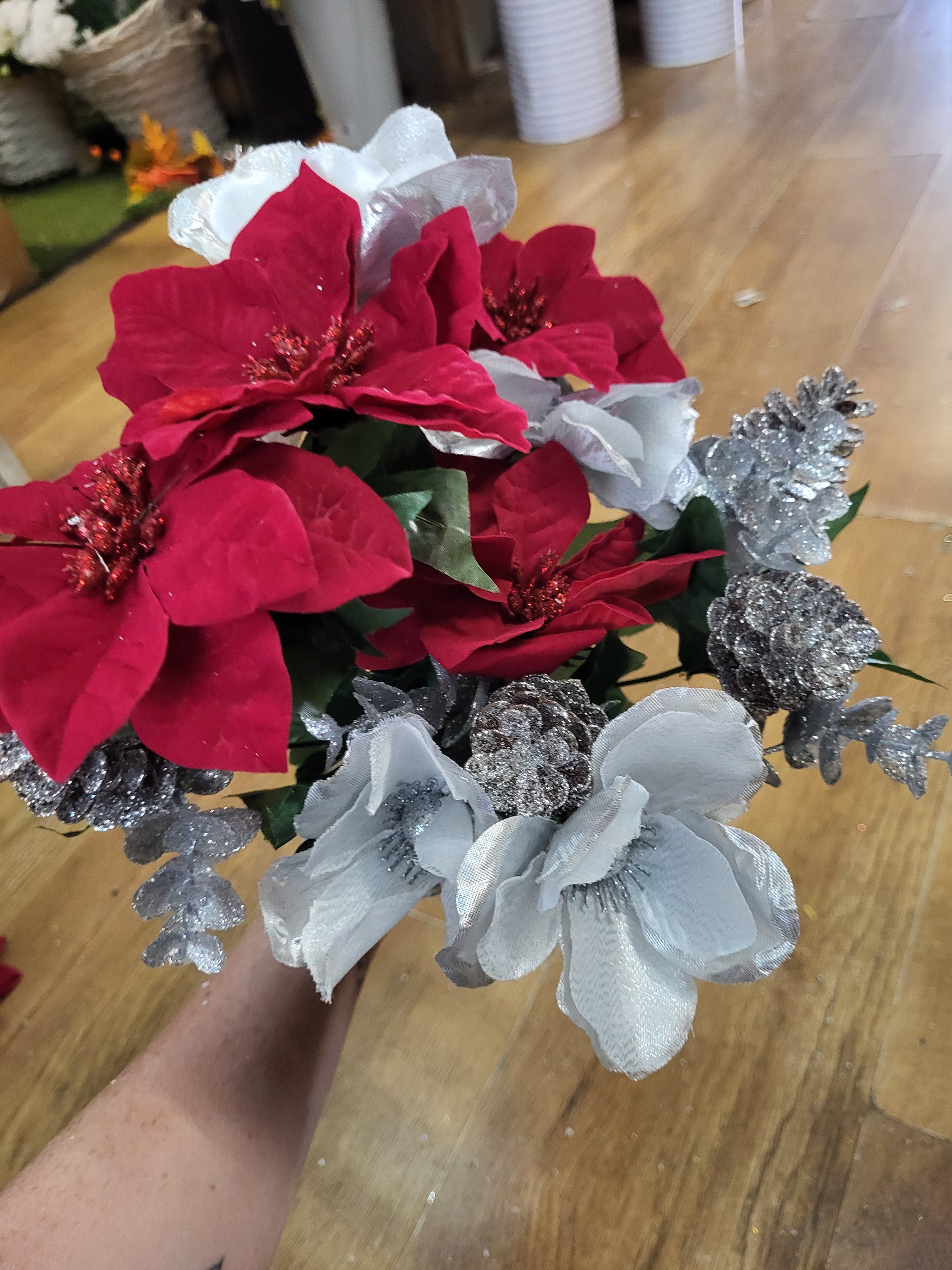 Red poinsettia and metallic poppy bunch - w colours available  image 5