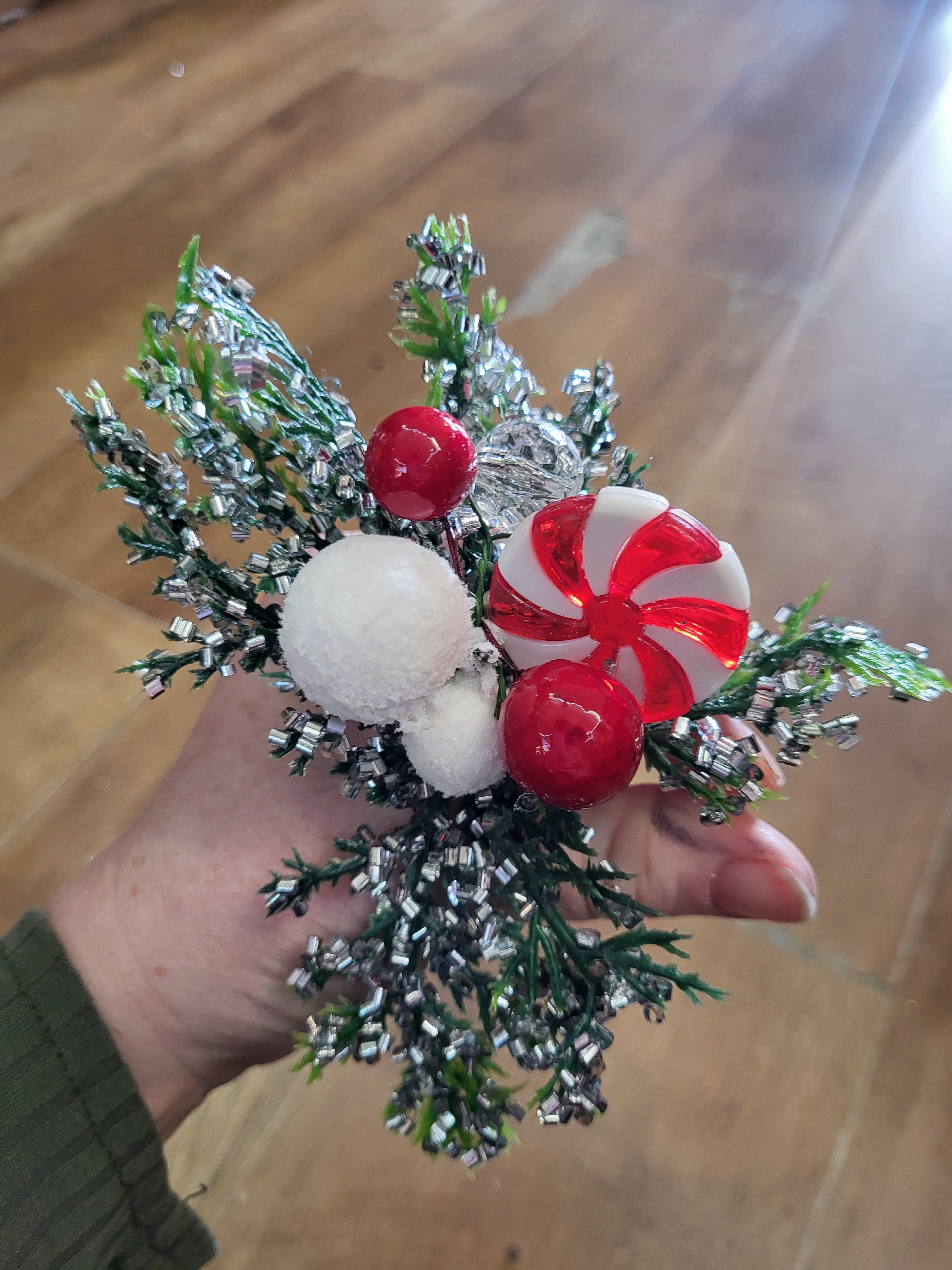 Candy swirl pick image 2