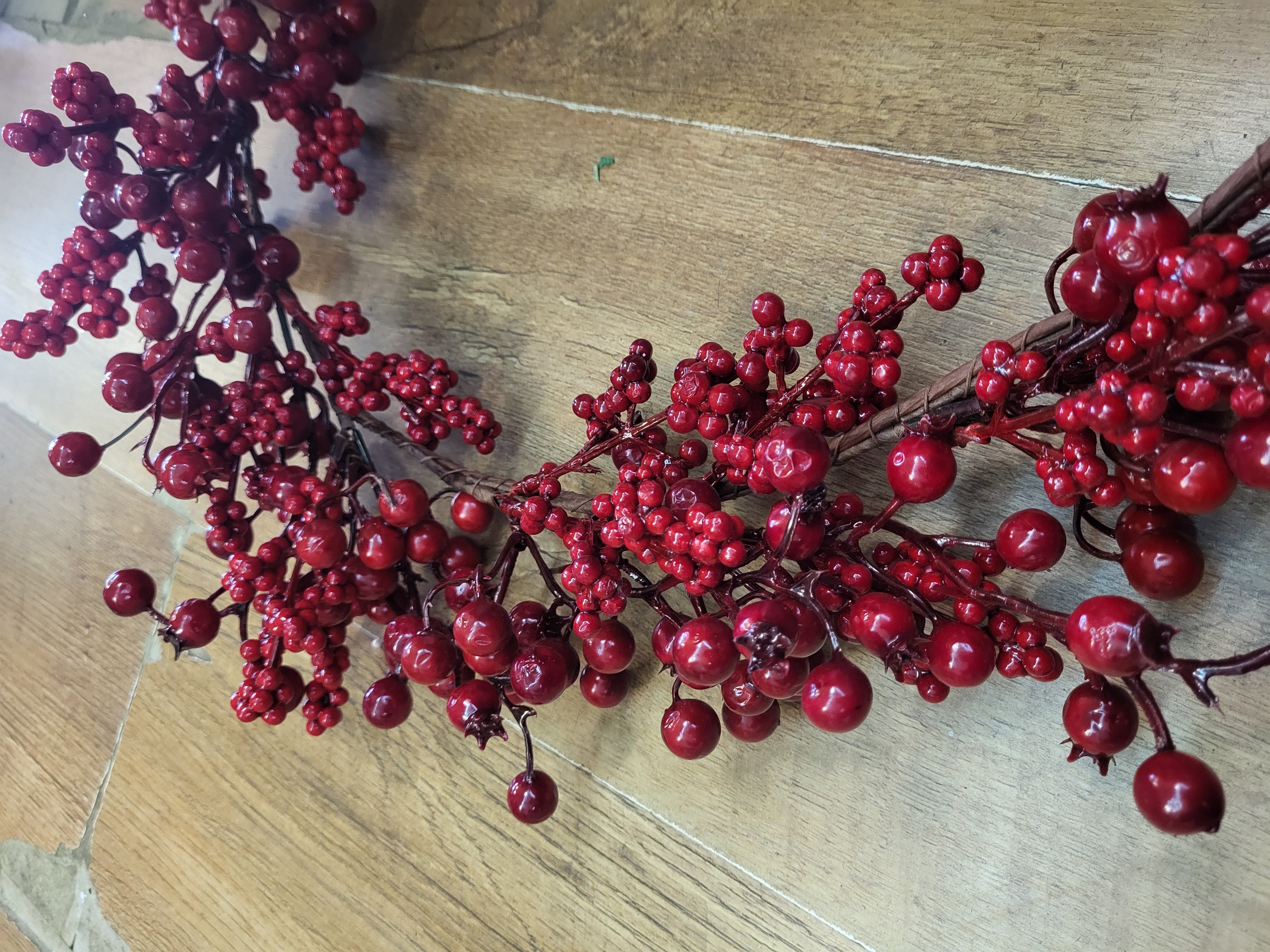 120cm berry, cherry and Rosehip garland image 5
