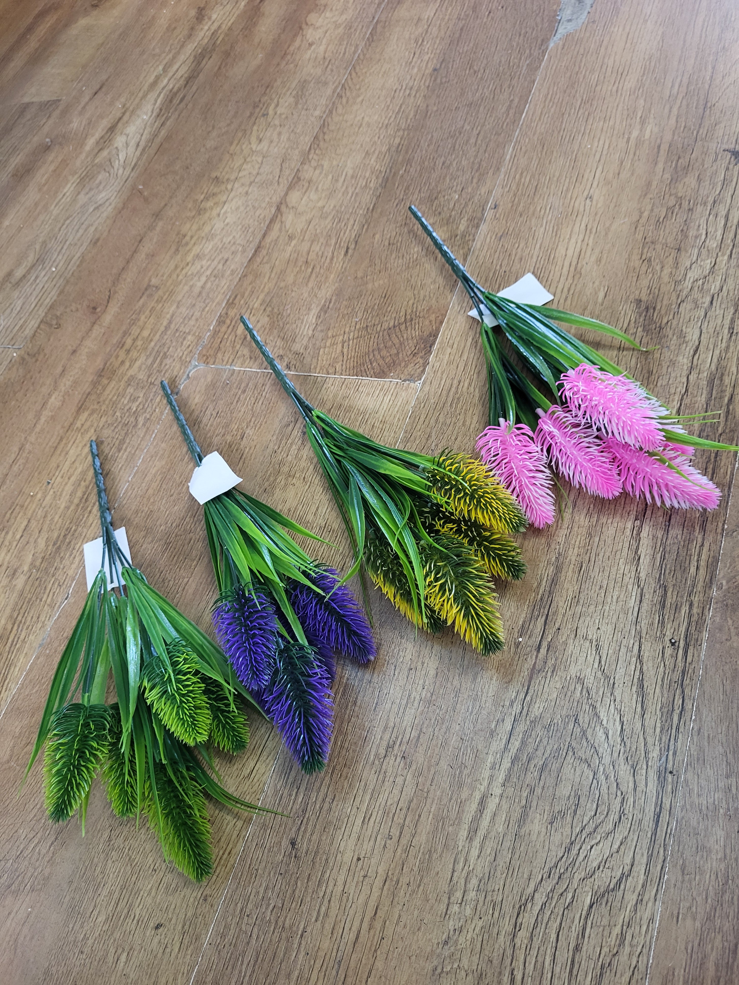 Foxtail bunch - 4 colours available image 0