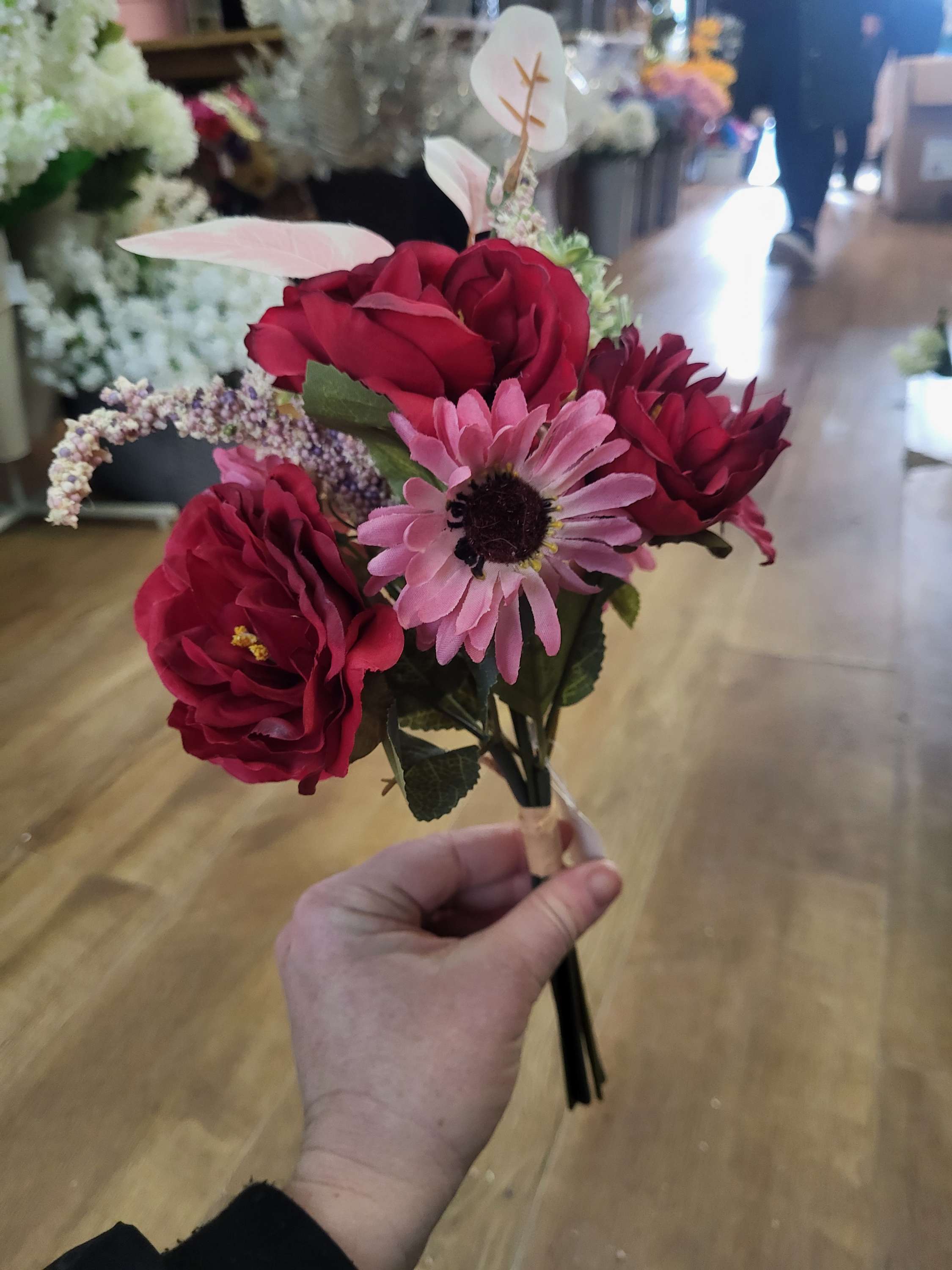 Hand tied red and pink mixed floral/foliage bundle image 3