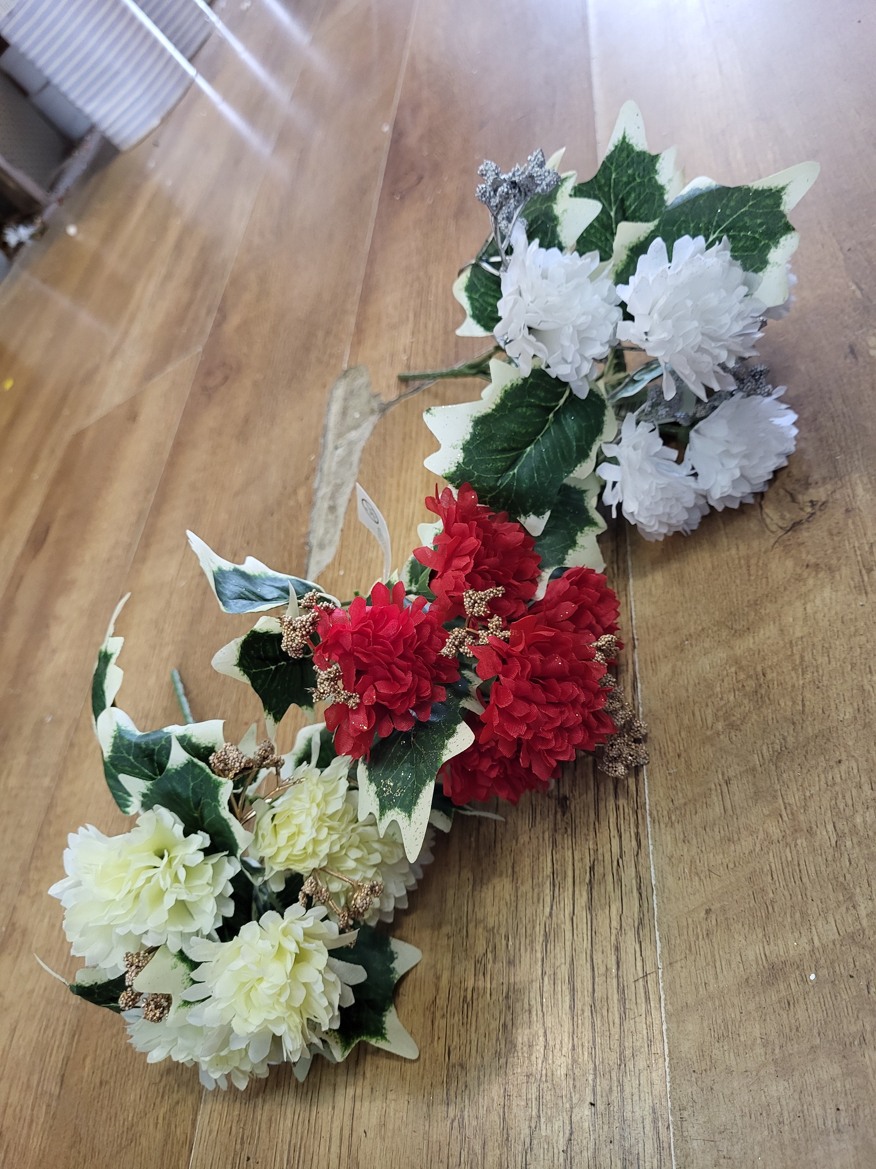 Carnation with Holly leaves - 3 colours available image 0