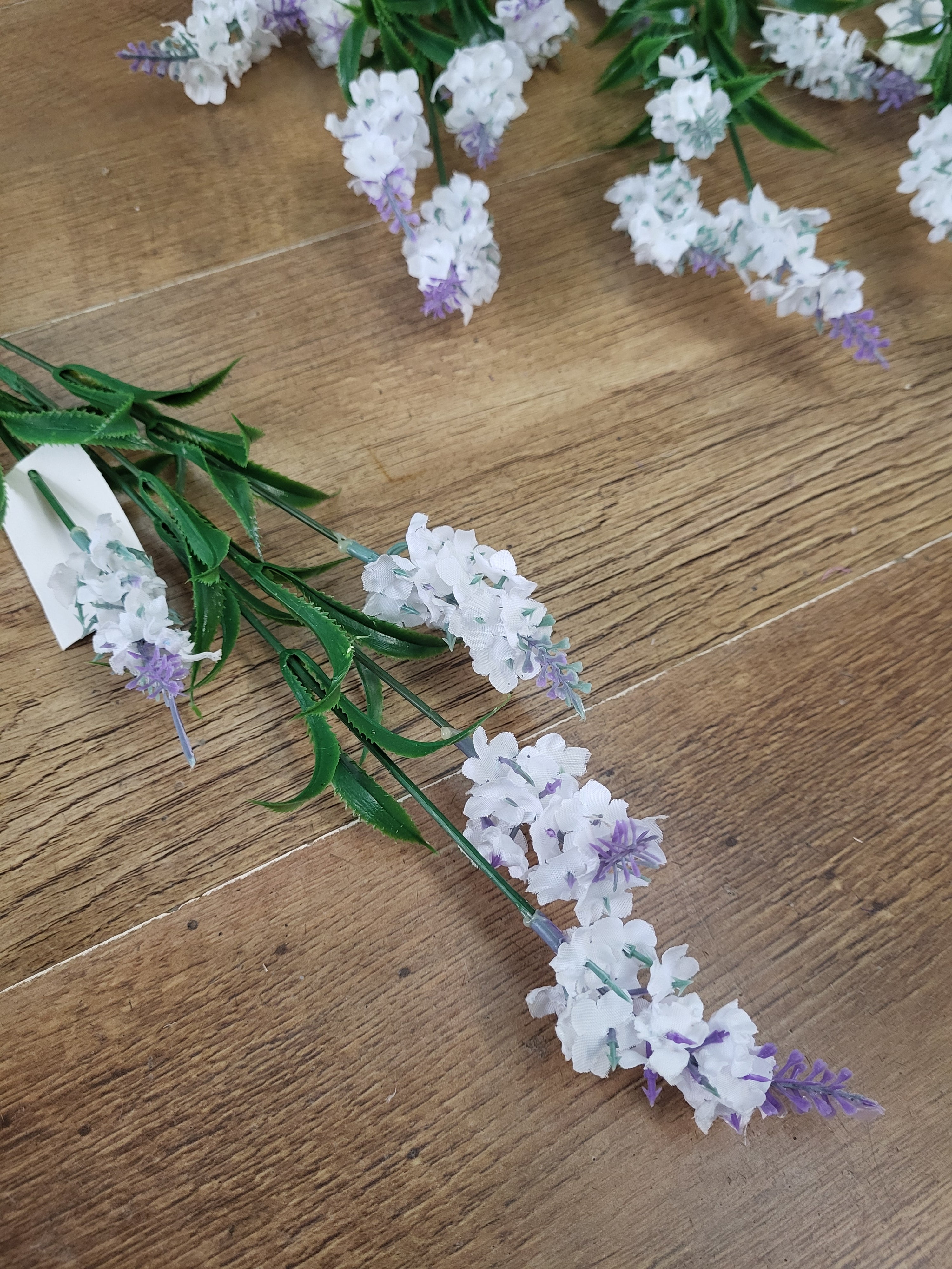 Bundle of 10 long stem white lavender image 3
