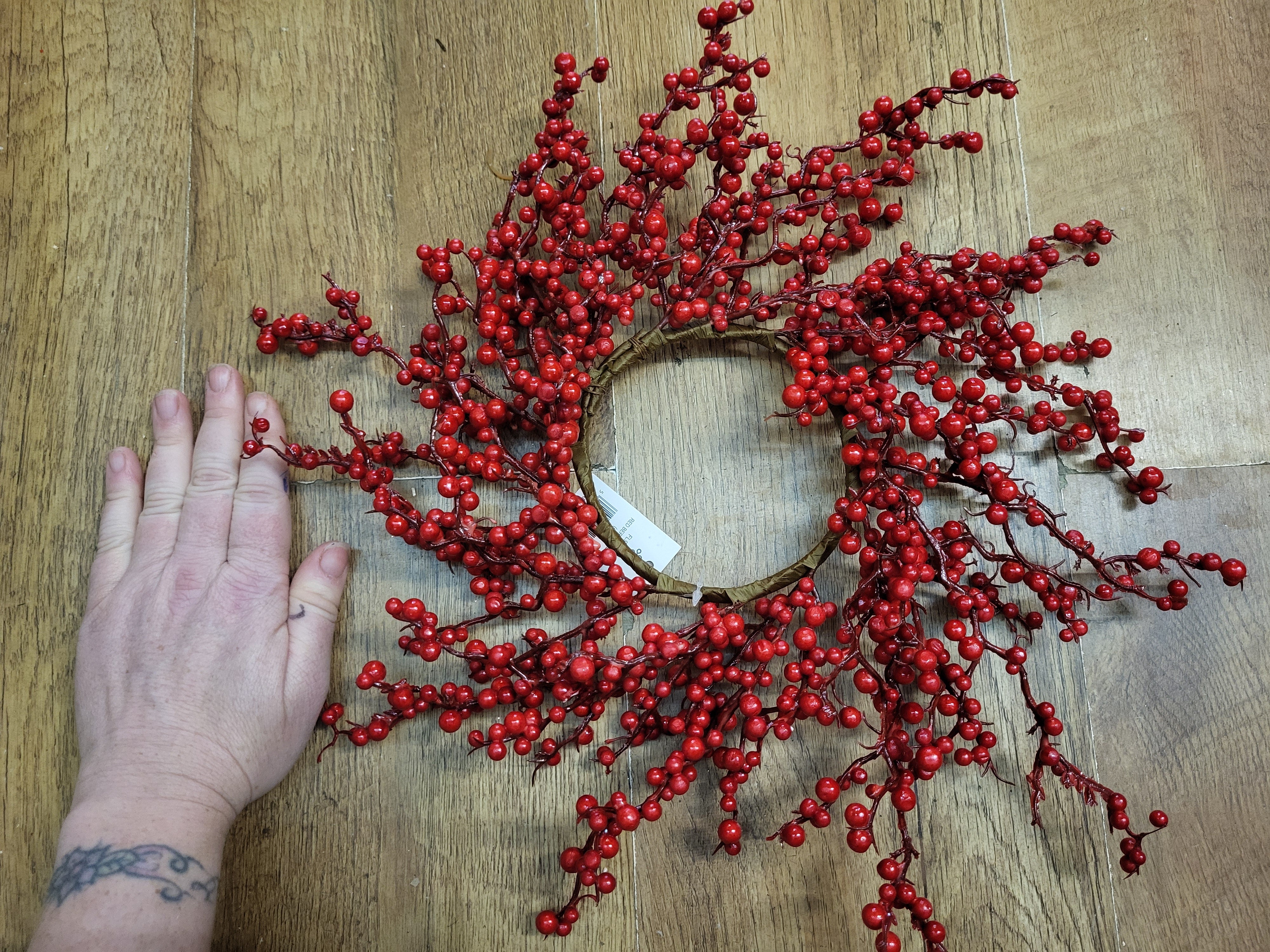 Glossy red berries small wreath  (or candle ring)  image 4