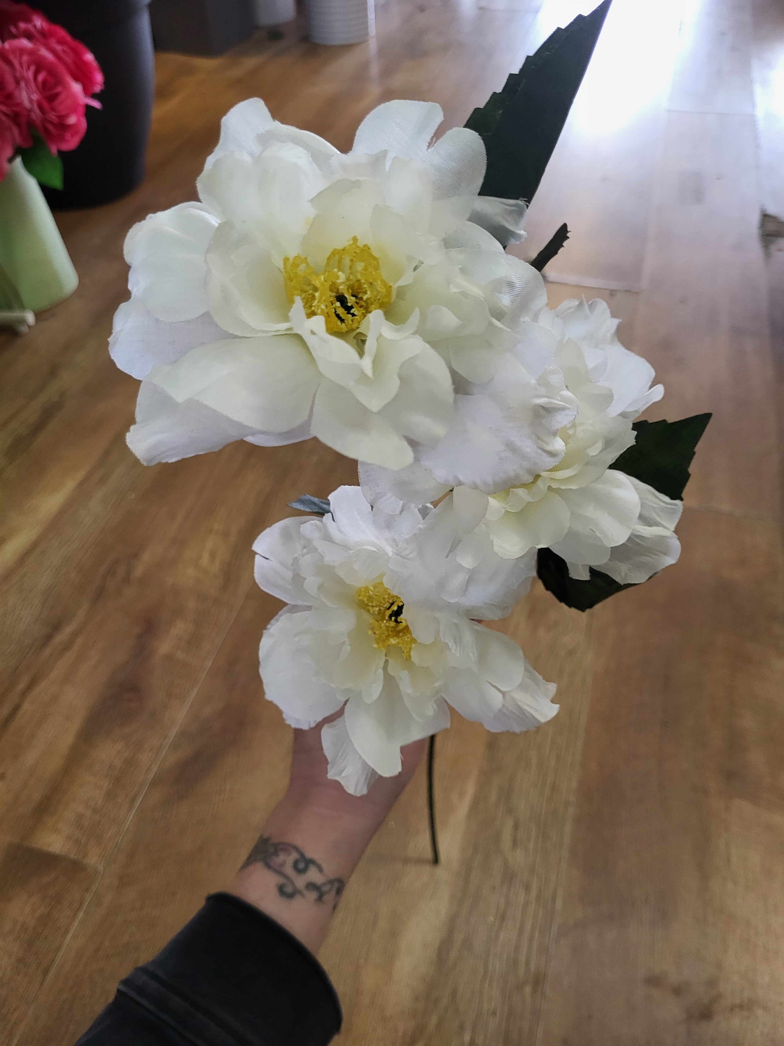 Long stem camelia - 3 colours available image 4