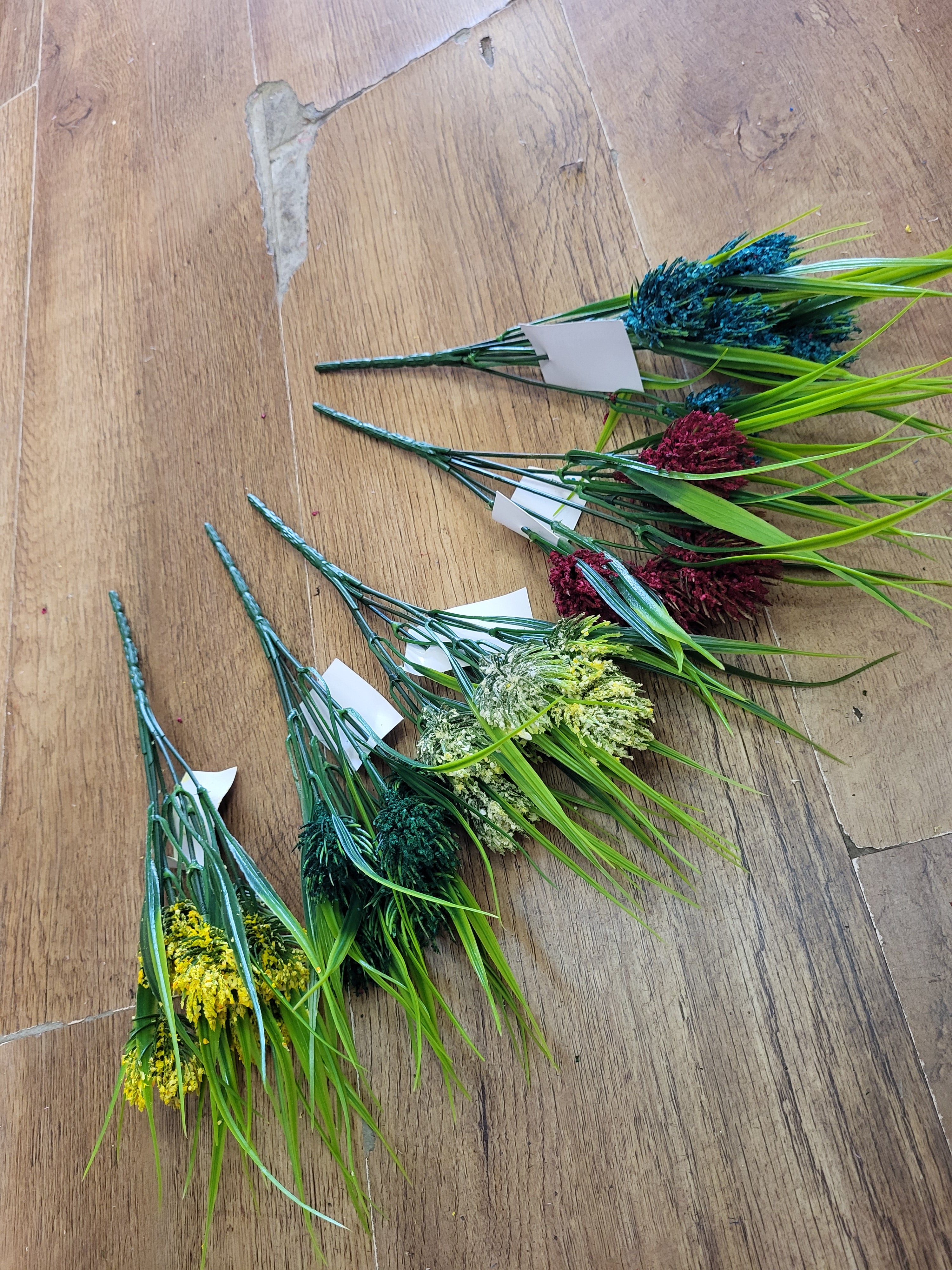 Allium with grass bunch - 5 colours available image 1